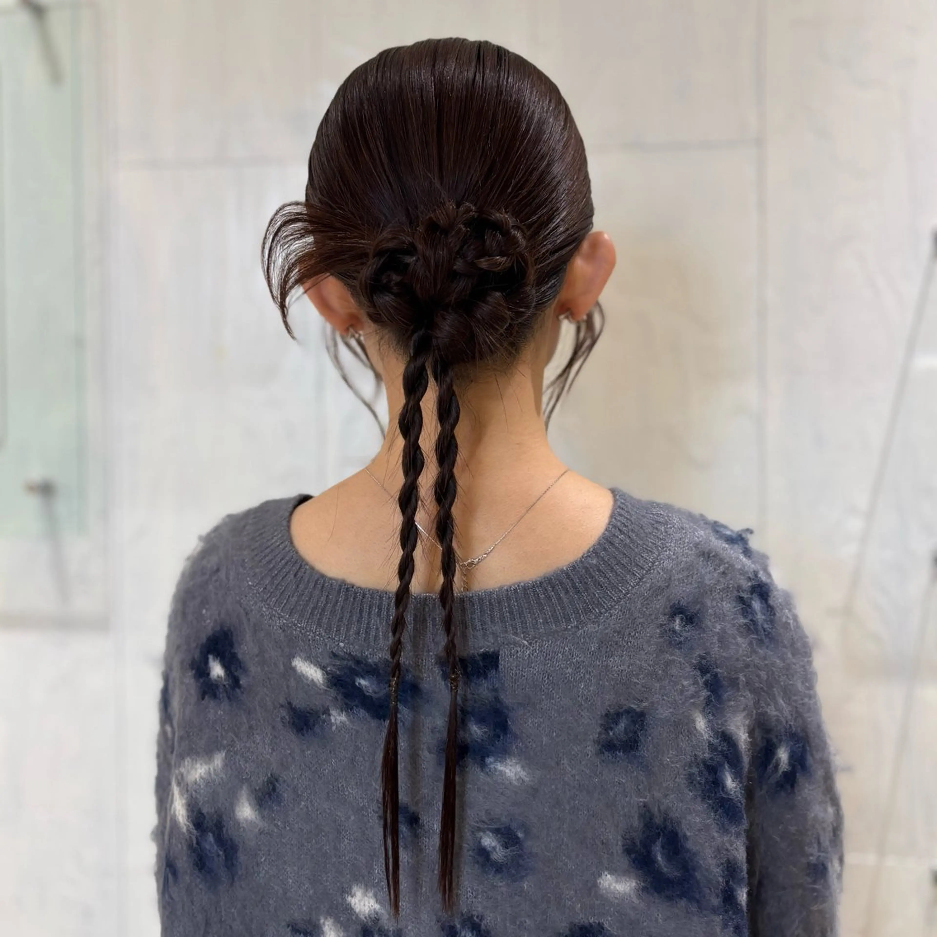 セミロング ヘアセット kotone🦋 艶髪/似合わせカラーのヘアスタイル