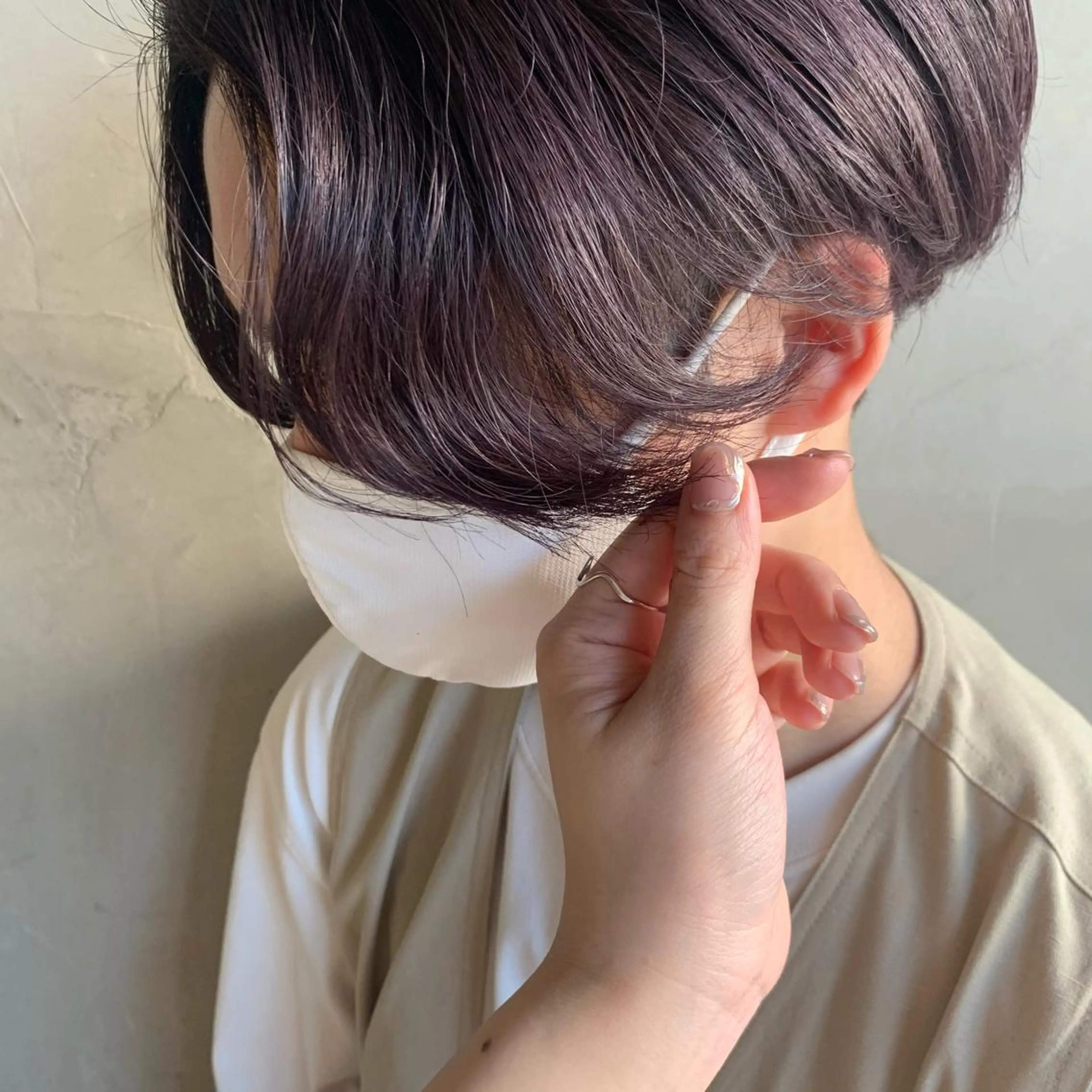 ショート カラー ハイトーンカラー ウスイ ハルカのヘアスタイル