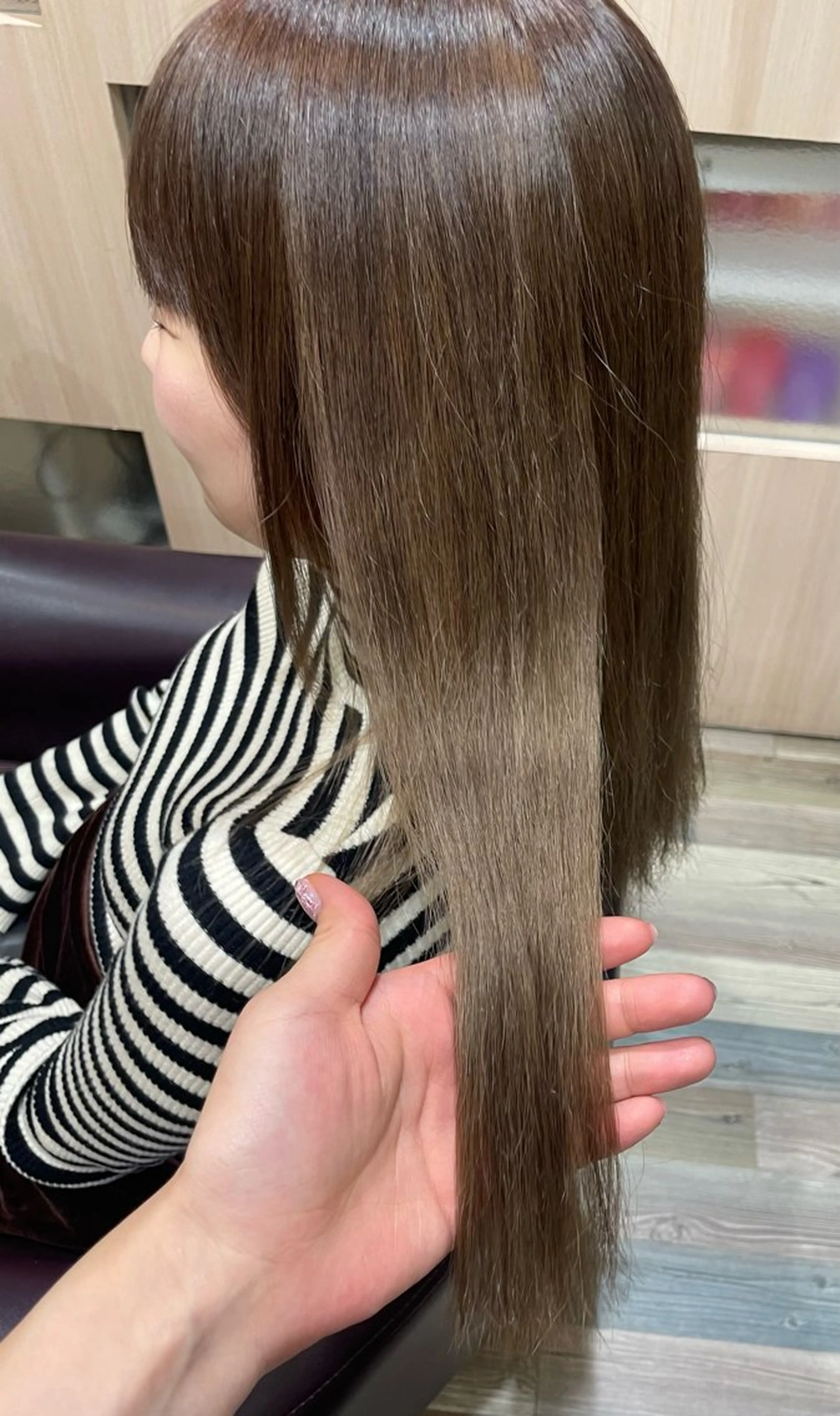 ミディアム ヘアカラー 下澤 天音のヘアスタイル