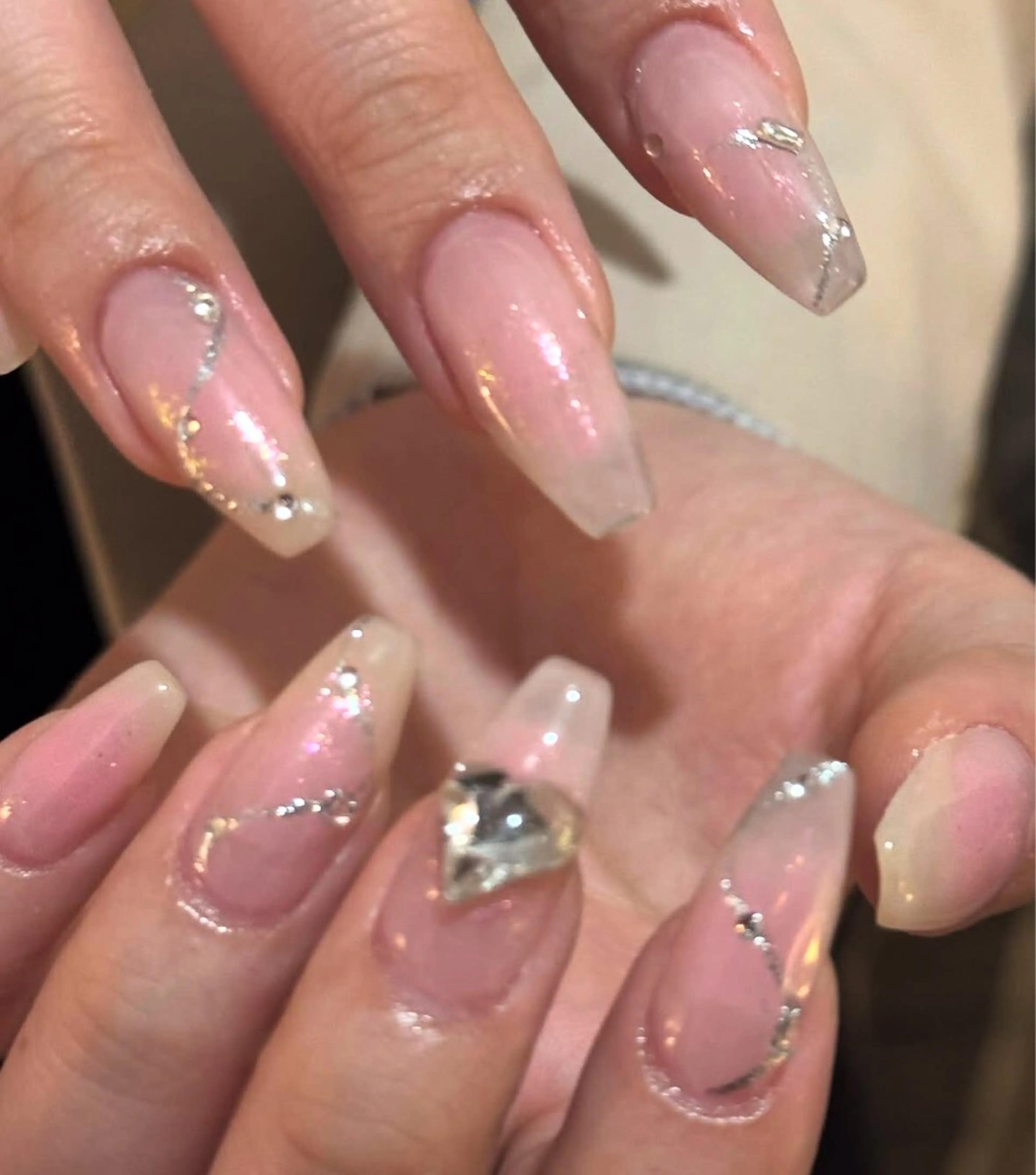 ネイル ハンドネイル ハンドケア Chisa Nail Studio所属・チ サのネイルデザイン