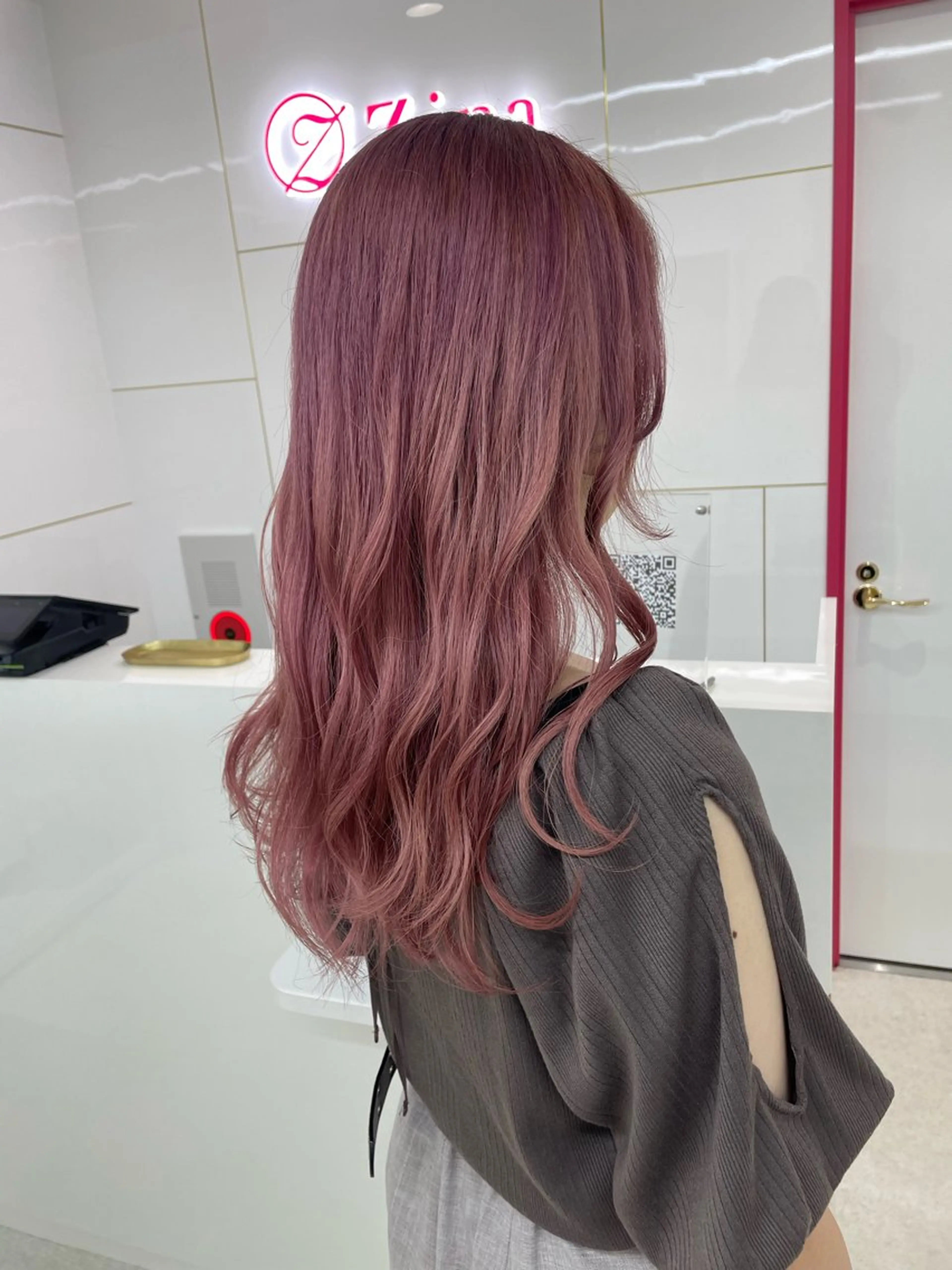 ロング カラー カット ヘアカラー 冨木 雄斗のヘアスタイル