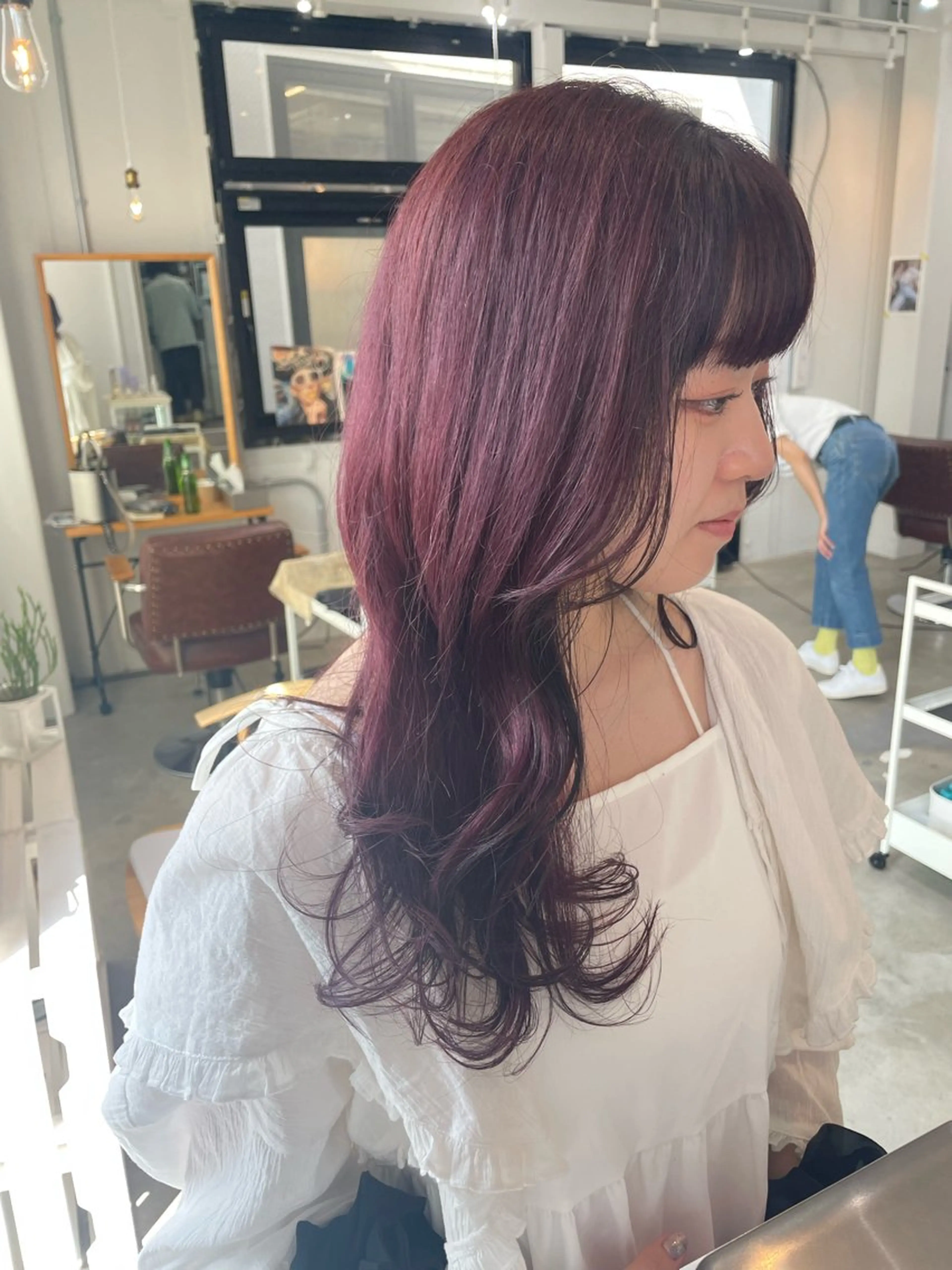 ロング 顔周りカット 小顔カット ヘアカラー トリートメント ヘアセット 🦋顔周りカット/レ イヤー/ユリ🦋のヘアスタイル