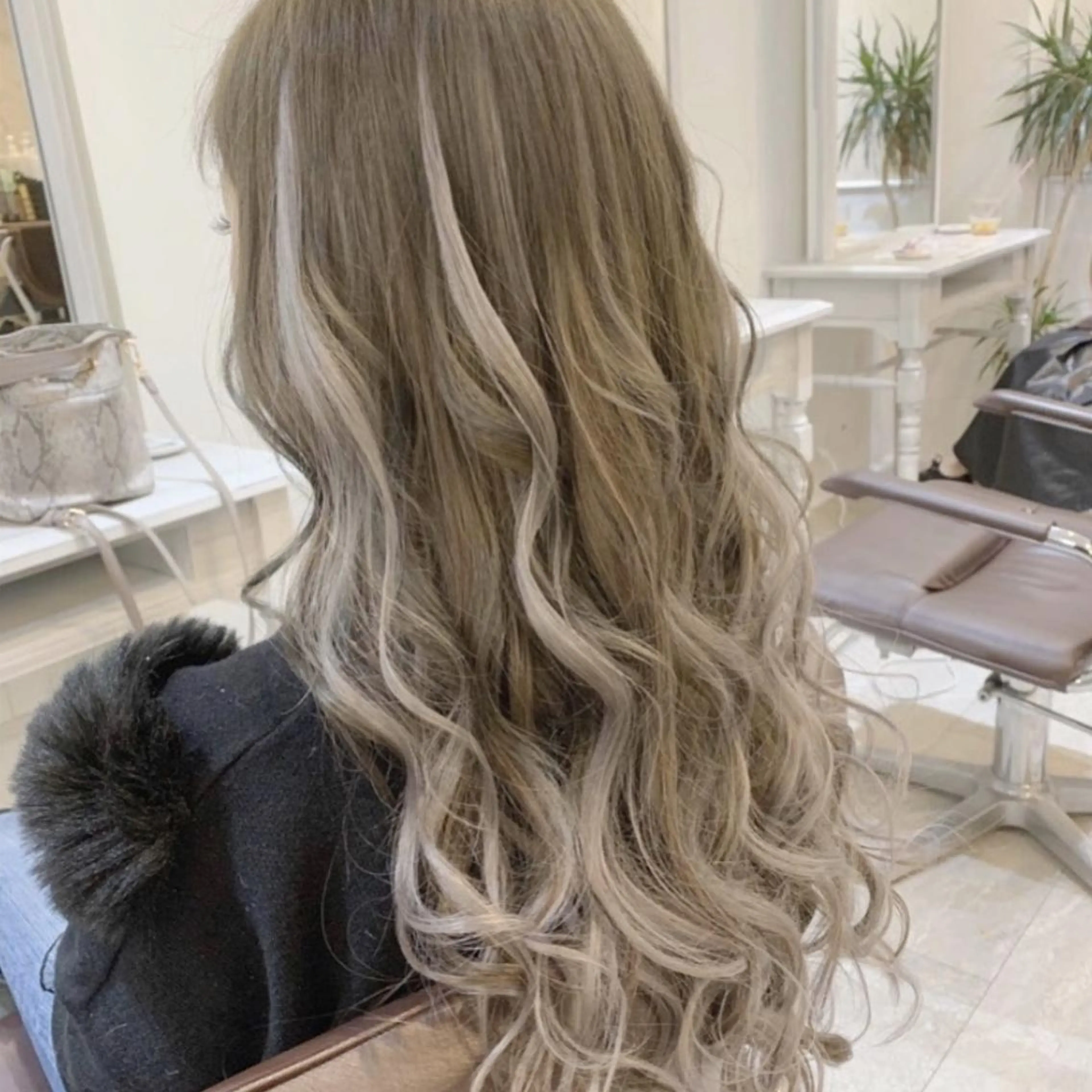 ロング シールエクステ エクステ ハイライト レイヤーカット モデル募集中 ★D.Cのヘアスタイル