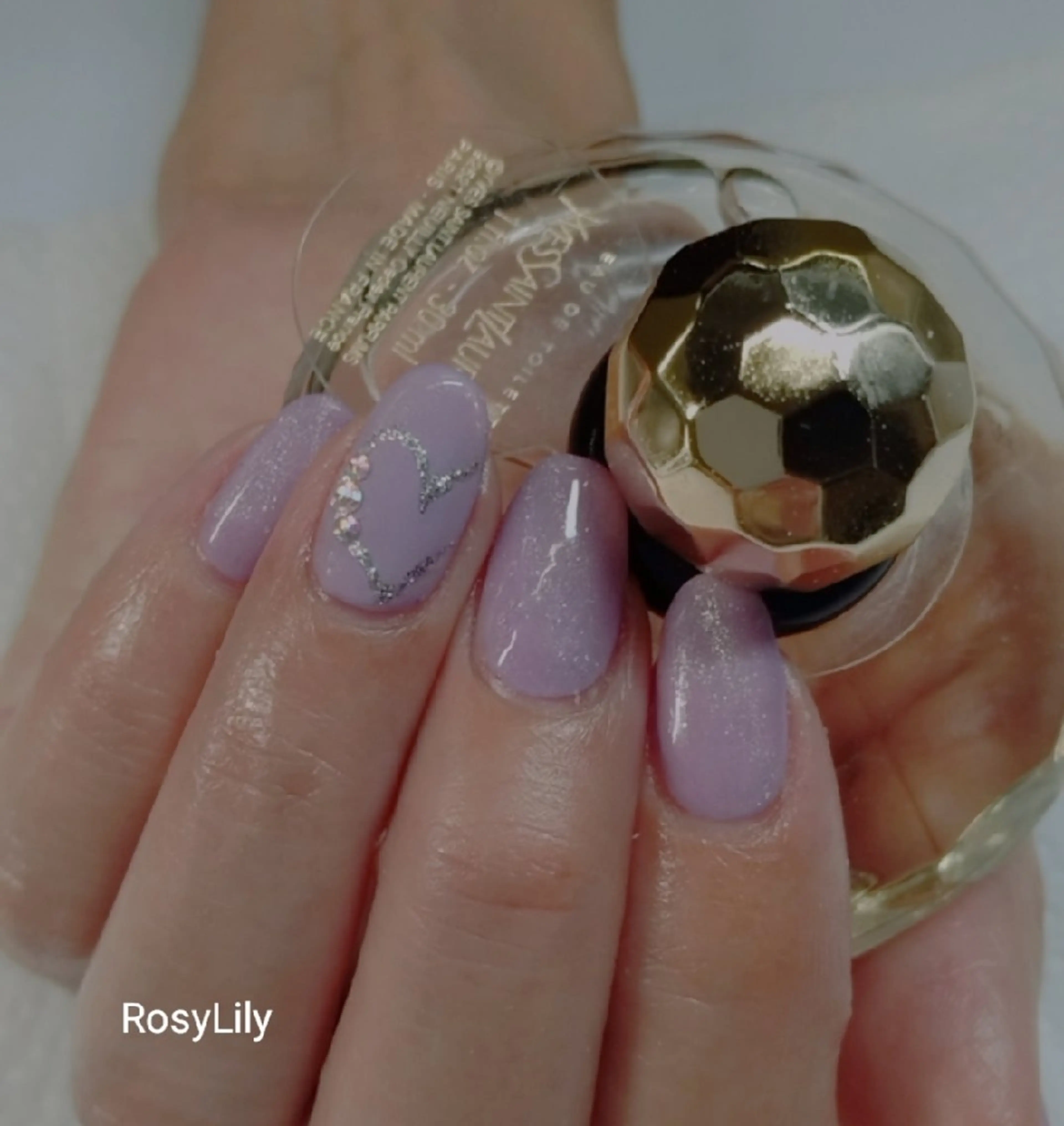 ネイル マグネットネイル ハンドネイル ハンドケア プライベートサロン RosyLily所属・プライベートサロン Rosy Lilyのネイルデザイン