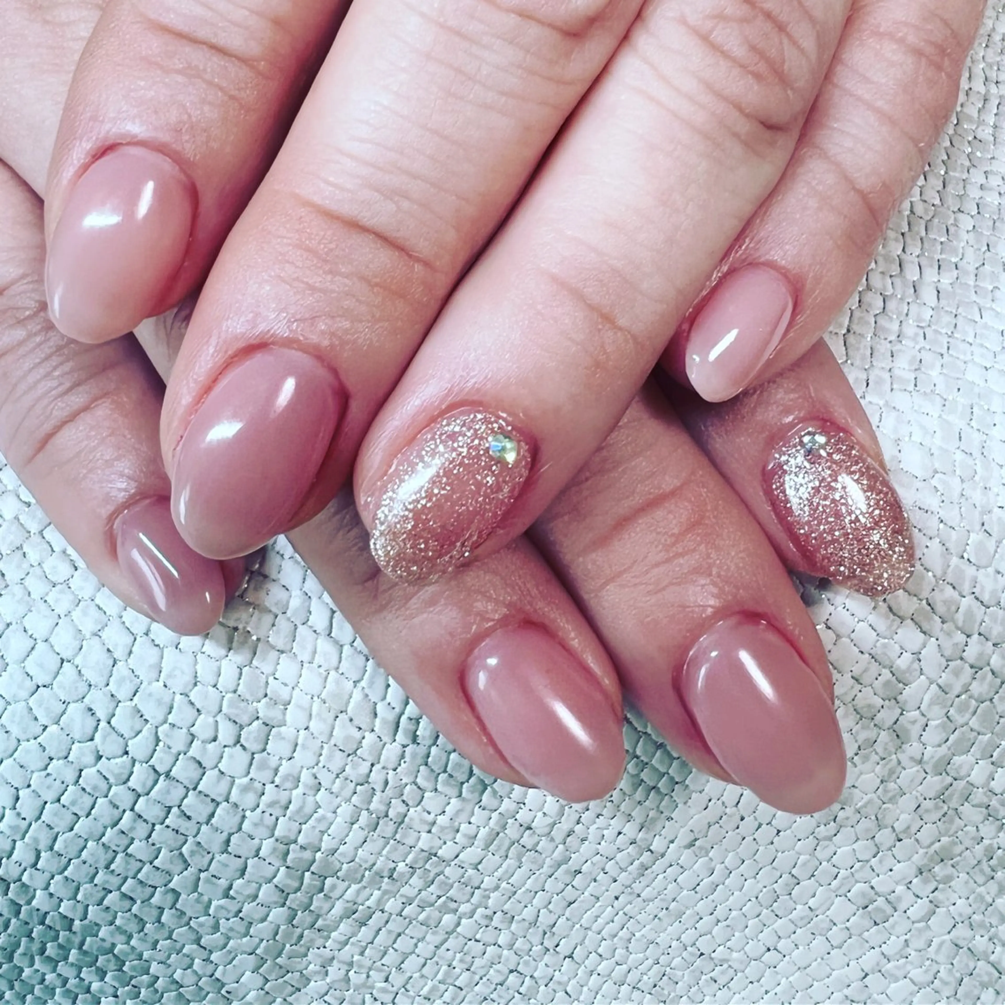 ネイル ワンカラーネイル Cidris ROMAPINKのネイルデザイン