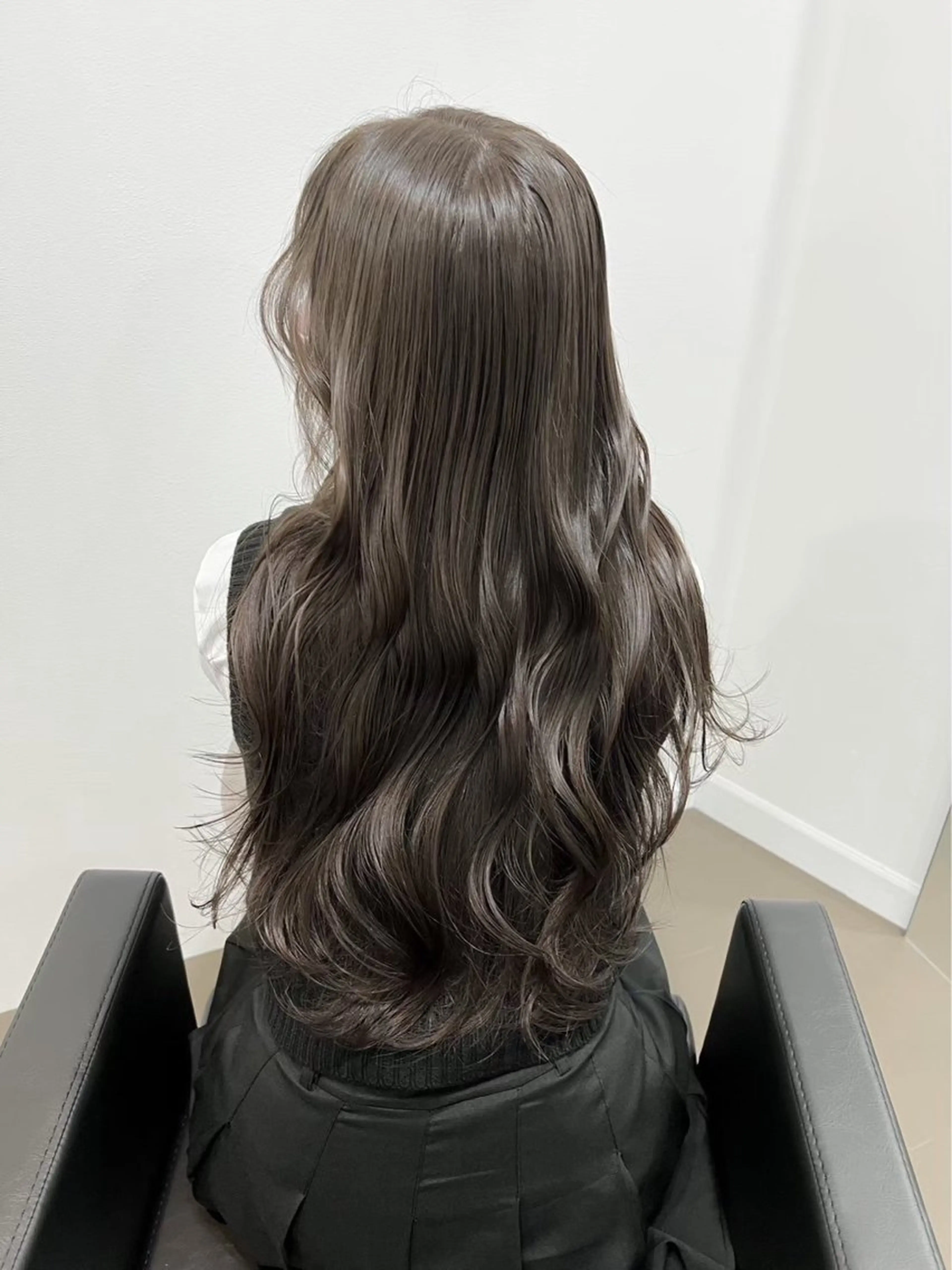 ロング カラー ショートボブ ロングレイヤー アッシュ ベージュカラー 透明感カラー 透明感カラー特化/ ベージュ/梅田/英輝のヘアスタイル
