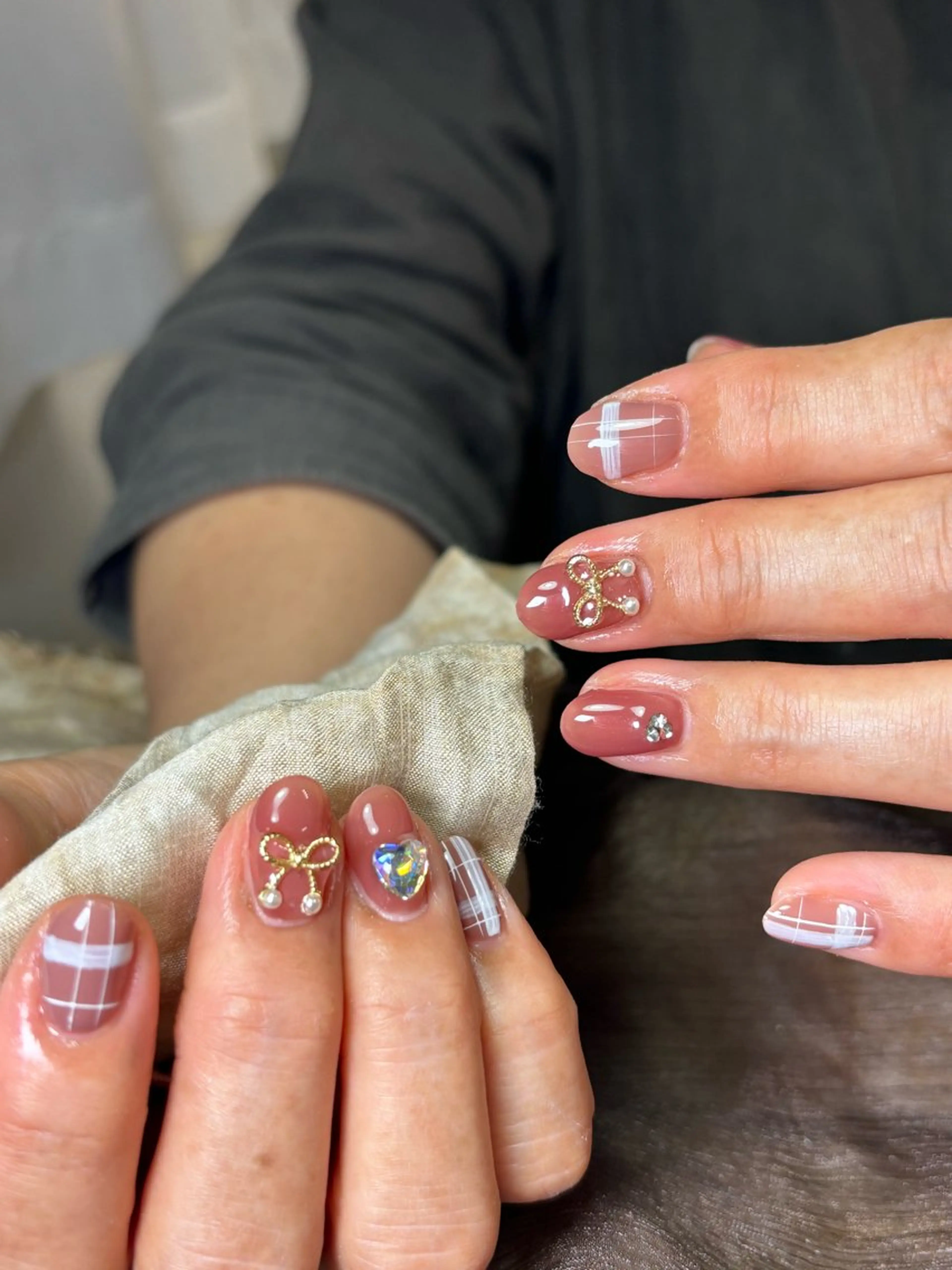 ネイル ハンドネイル 🤍Hazel ユイ 吉祥寺🤎のネイルデザイン