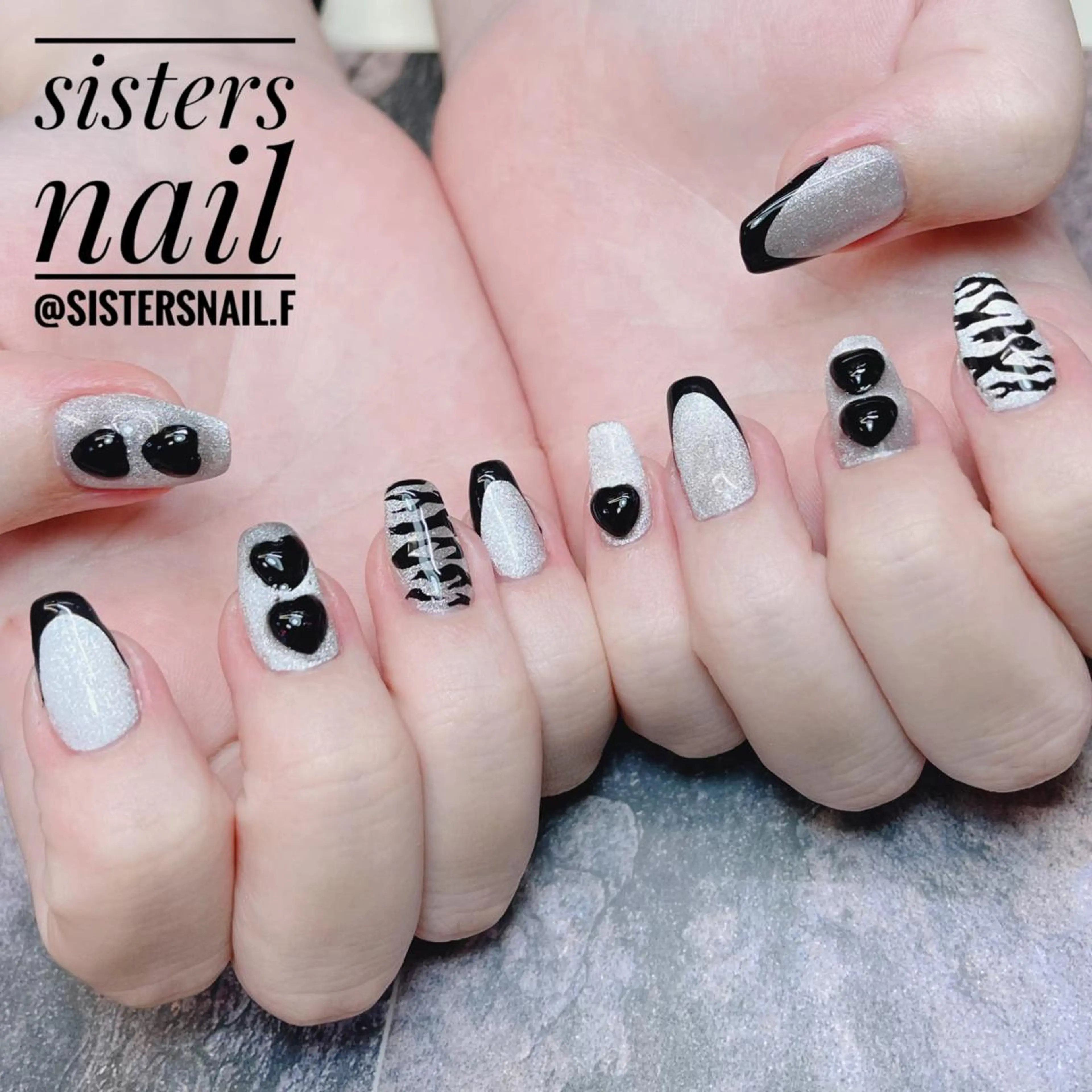 ネイル アニマル柄 アートネイル フレンチネイル ハート マグネットネイル sisters nail.fのネイルデザイン