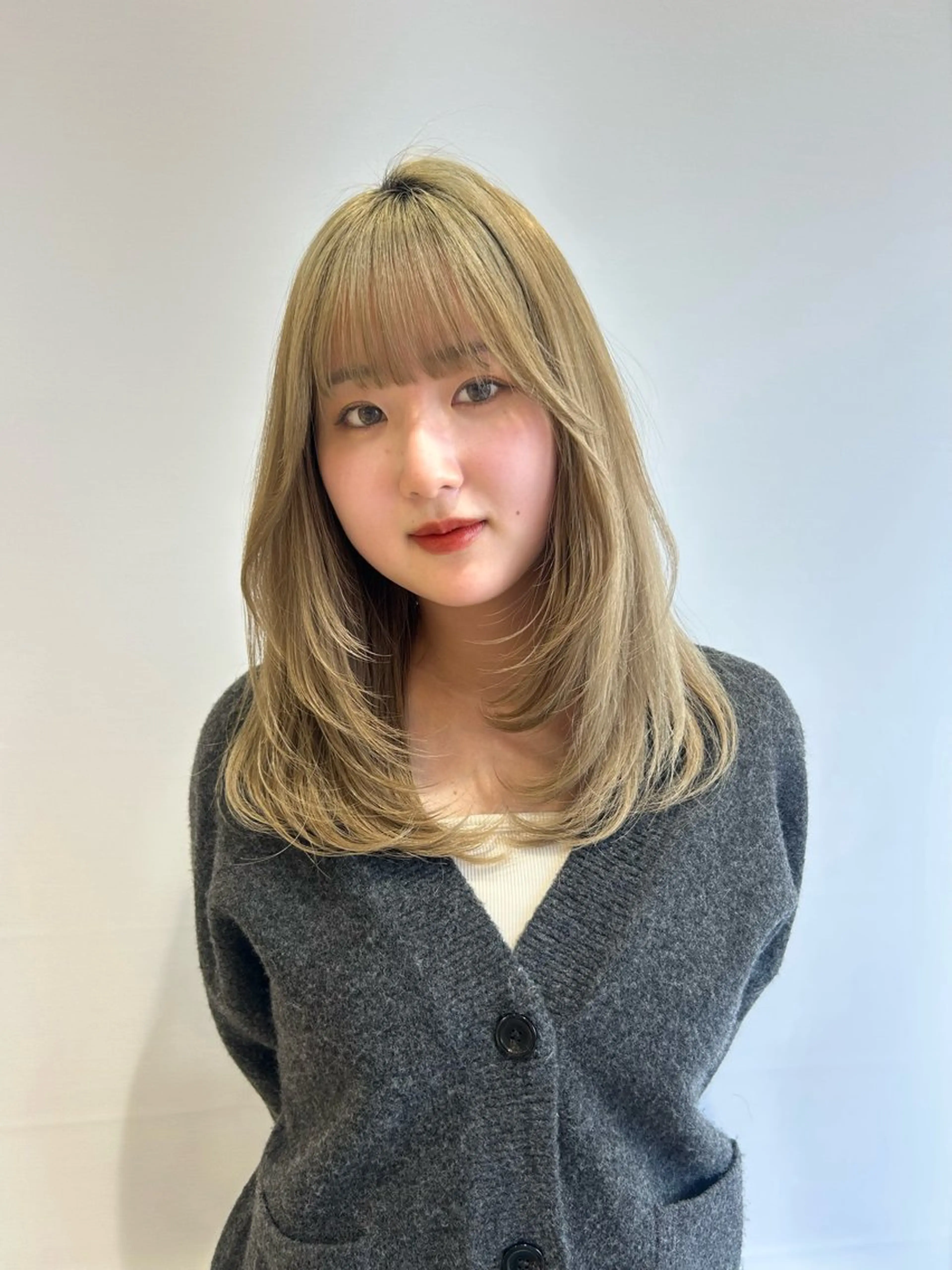 セミロング レイヤーカット カット 🩷愛咲🩷レイヤー /透明感カラーのヘアスタイル