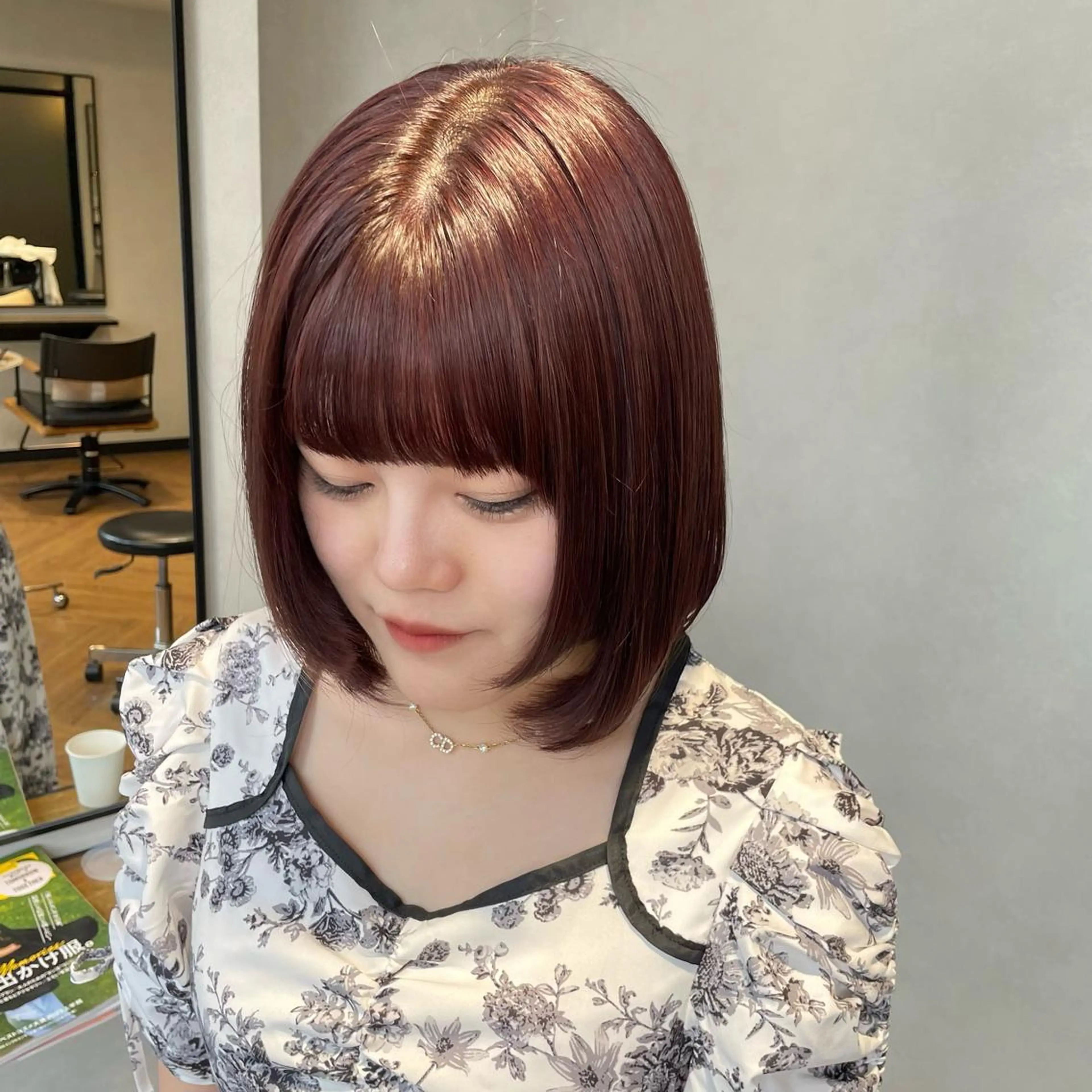 カラー レッドカラー 金城 二千夏のヘアスタイル