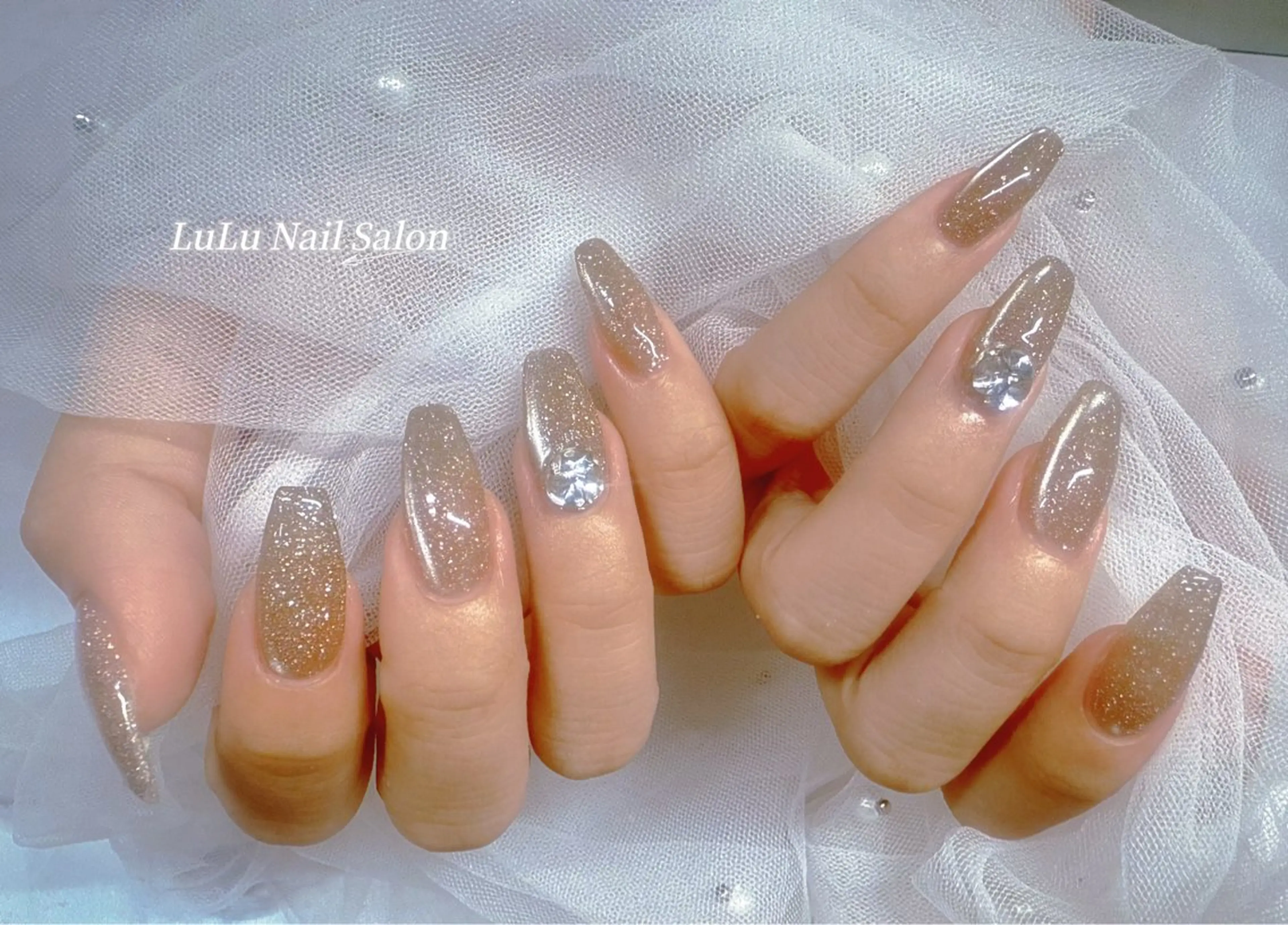 ネイル ハンドネイル LULU Nail  Salon 新宿所属・LU LU NailSalonのネイルデザイン