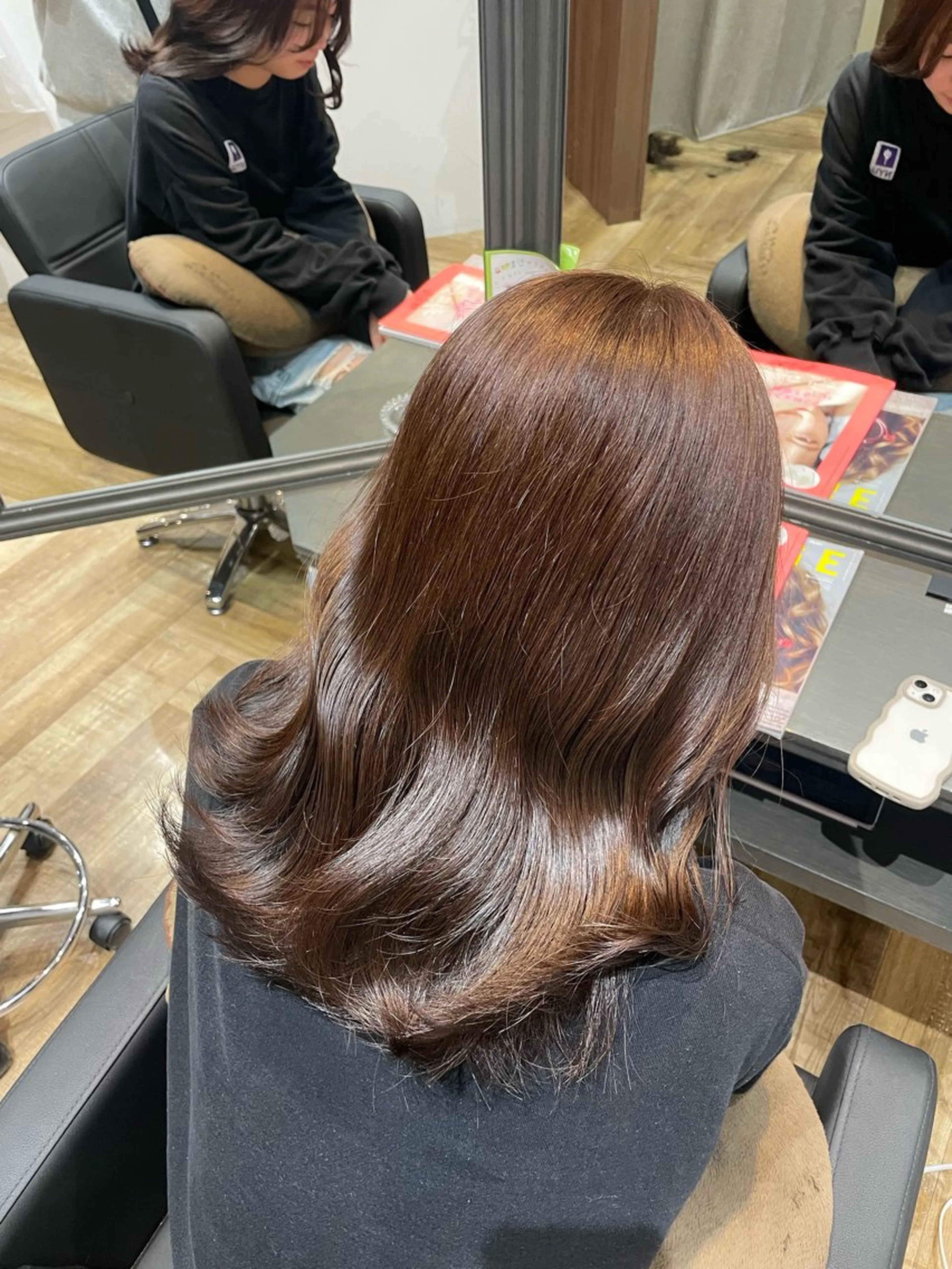 セミロング カシータフロルららぽーと愛知東郷所属・服部 未夢のヘアスタイル