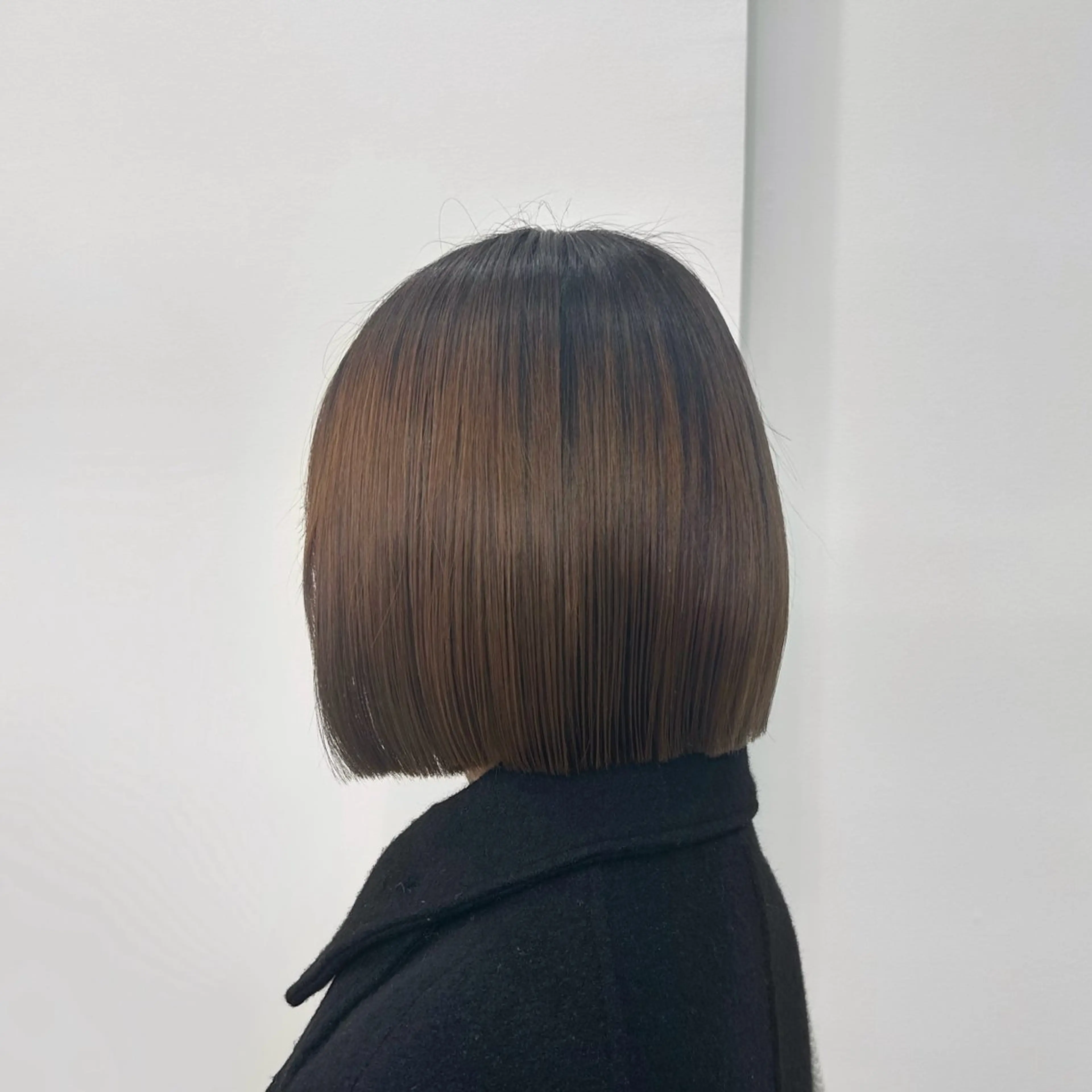 ショート 𝘠𝘶𝘪 / 透明感カラーのヘアスタイル