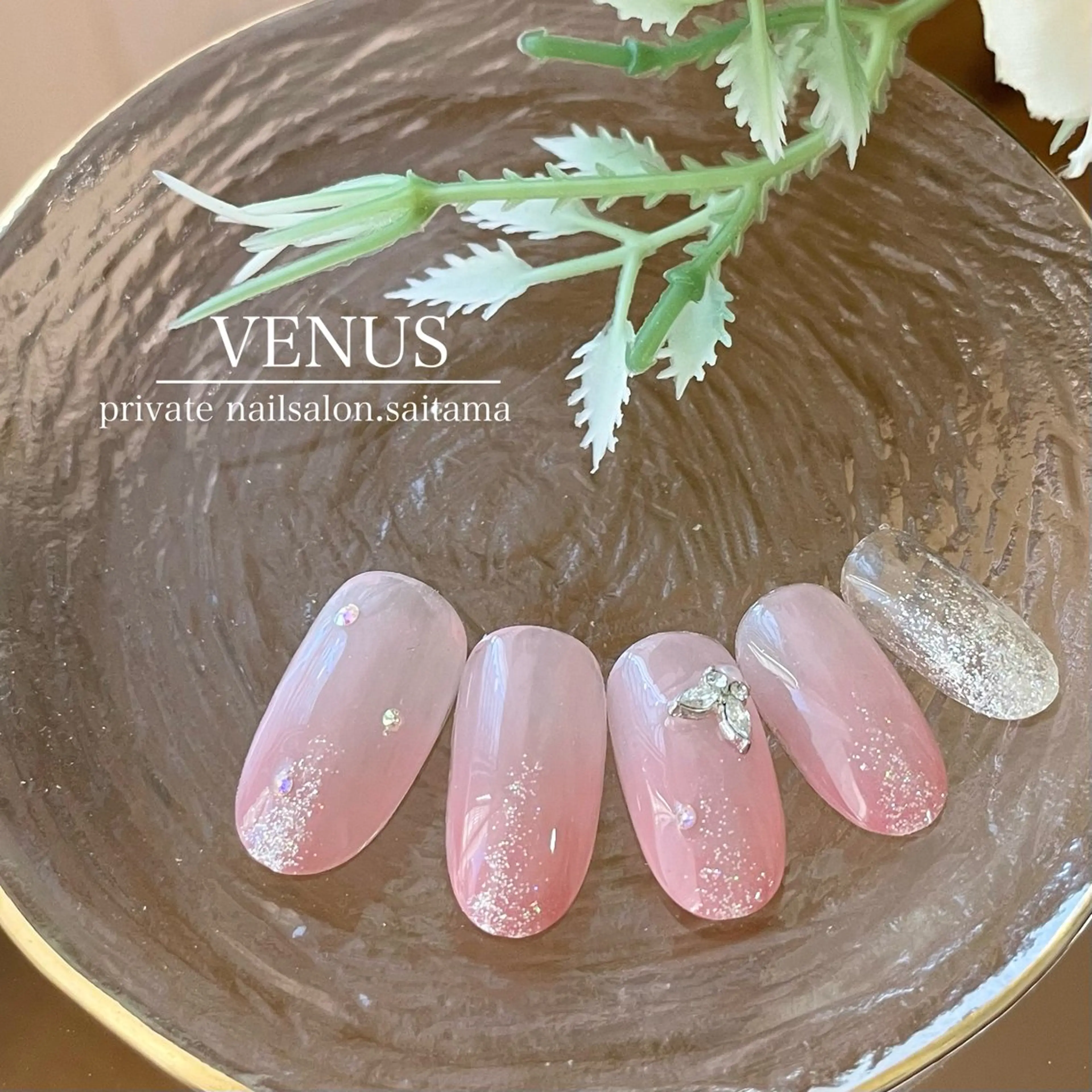ネイル グラデーション ワンカラーネイル ハンドネイル nailsalon VENUSのネイルデザイン