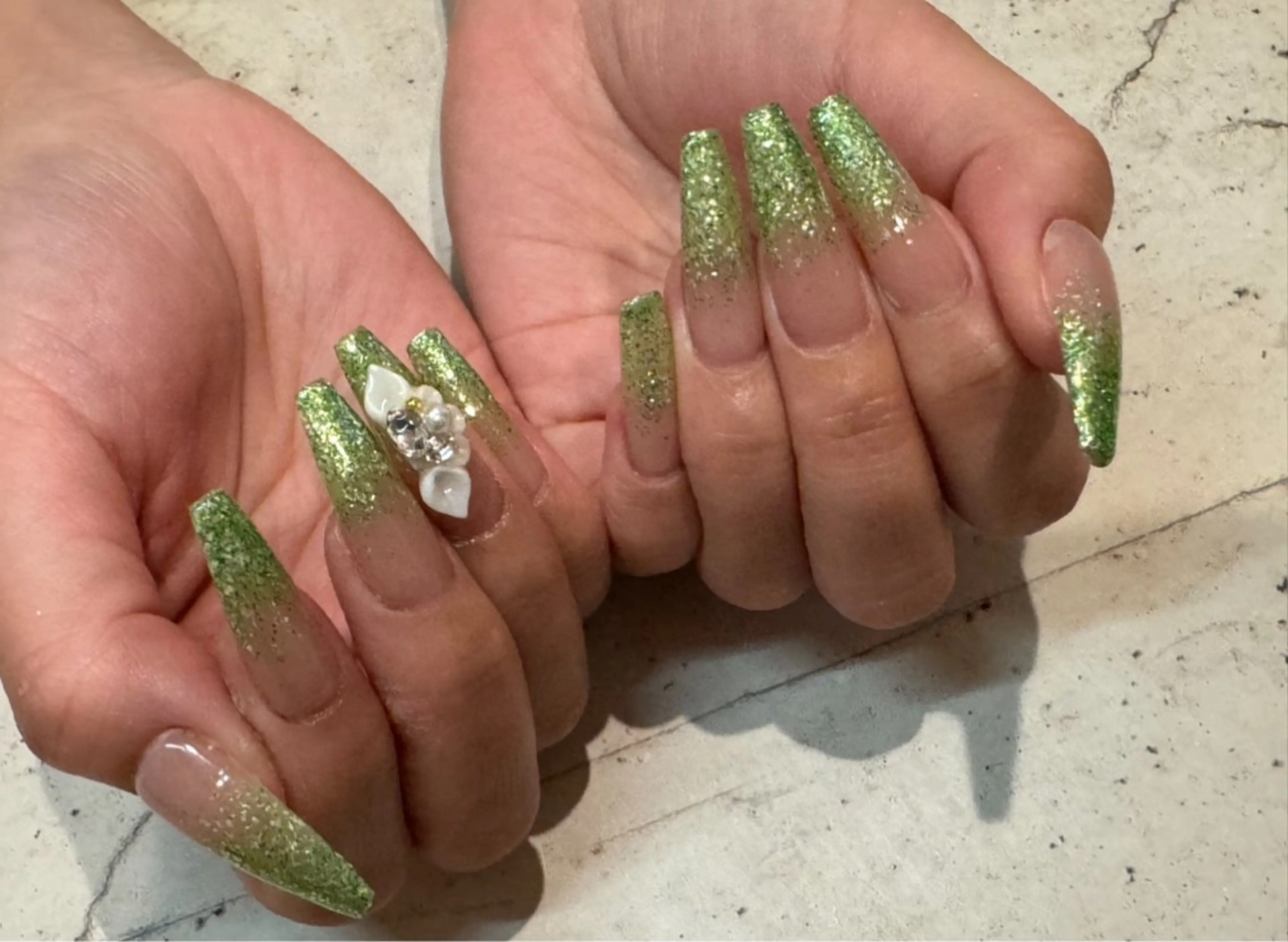 ネイル ハンドネイル nailsalon Lumiereのネイルデザイン