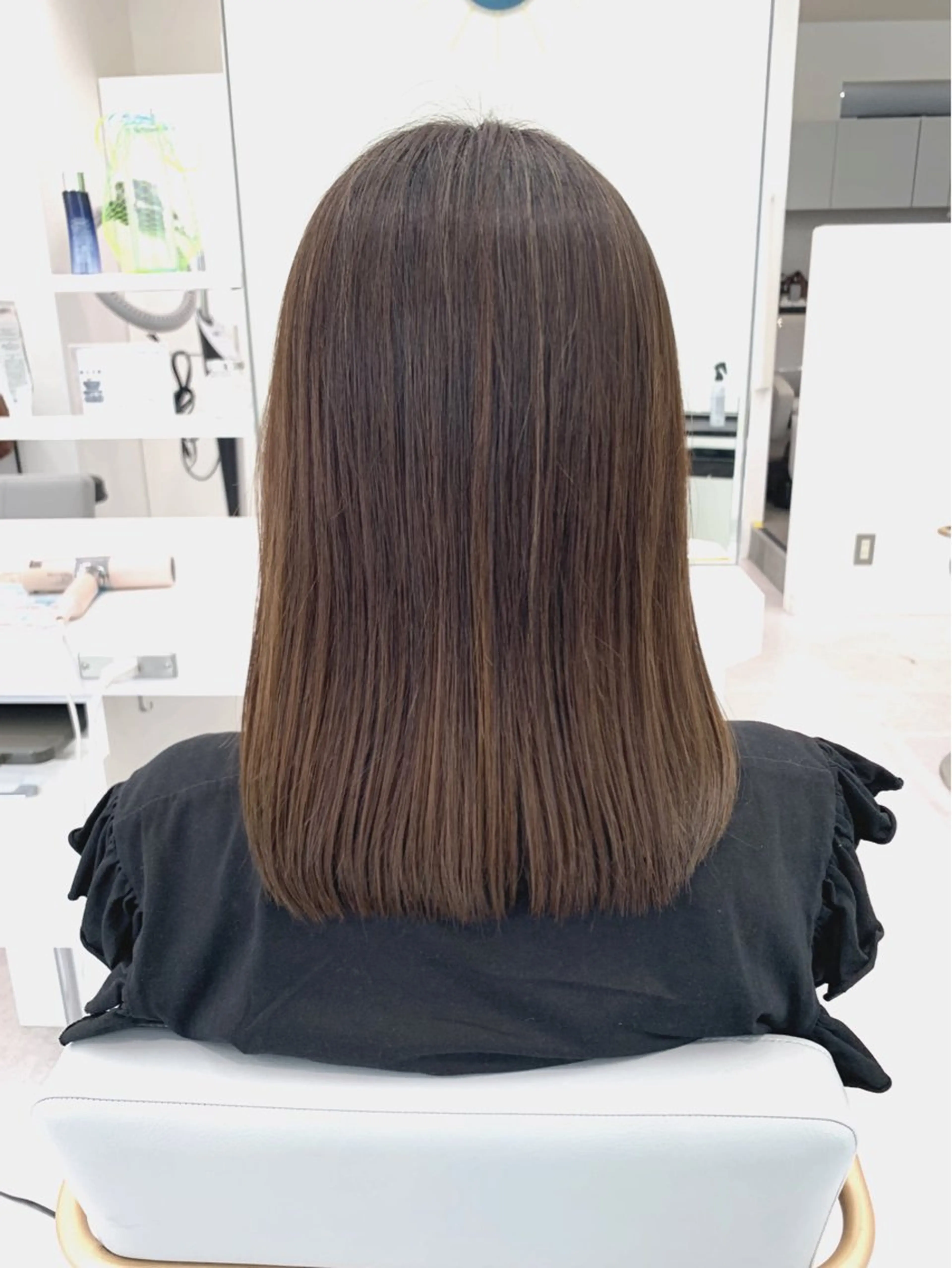 セミロング パーマ 縮毛矯正 トリートメント 🌈ブリーチ縮毛矯正 相原慎🌈のヘアスタイル
