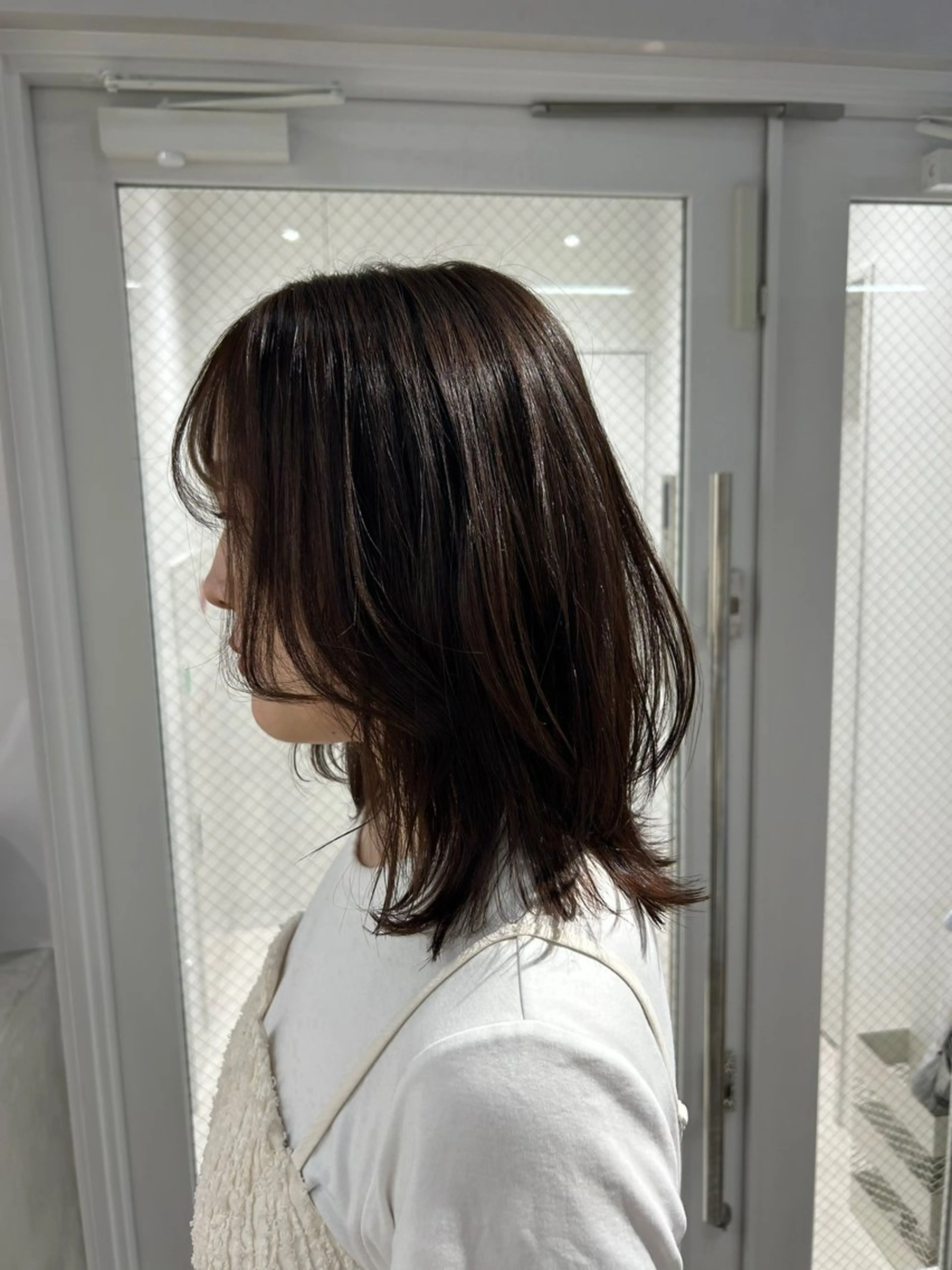 ミディアム カラー ブラウンカラー ナチュラルブラウン カット ヘアカラー SALOWIN栄 三丁目 木戸里実のヘアスタイル