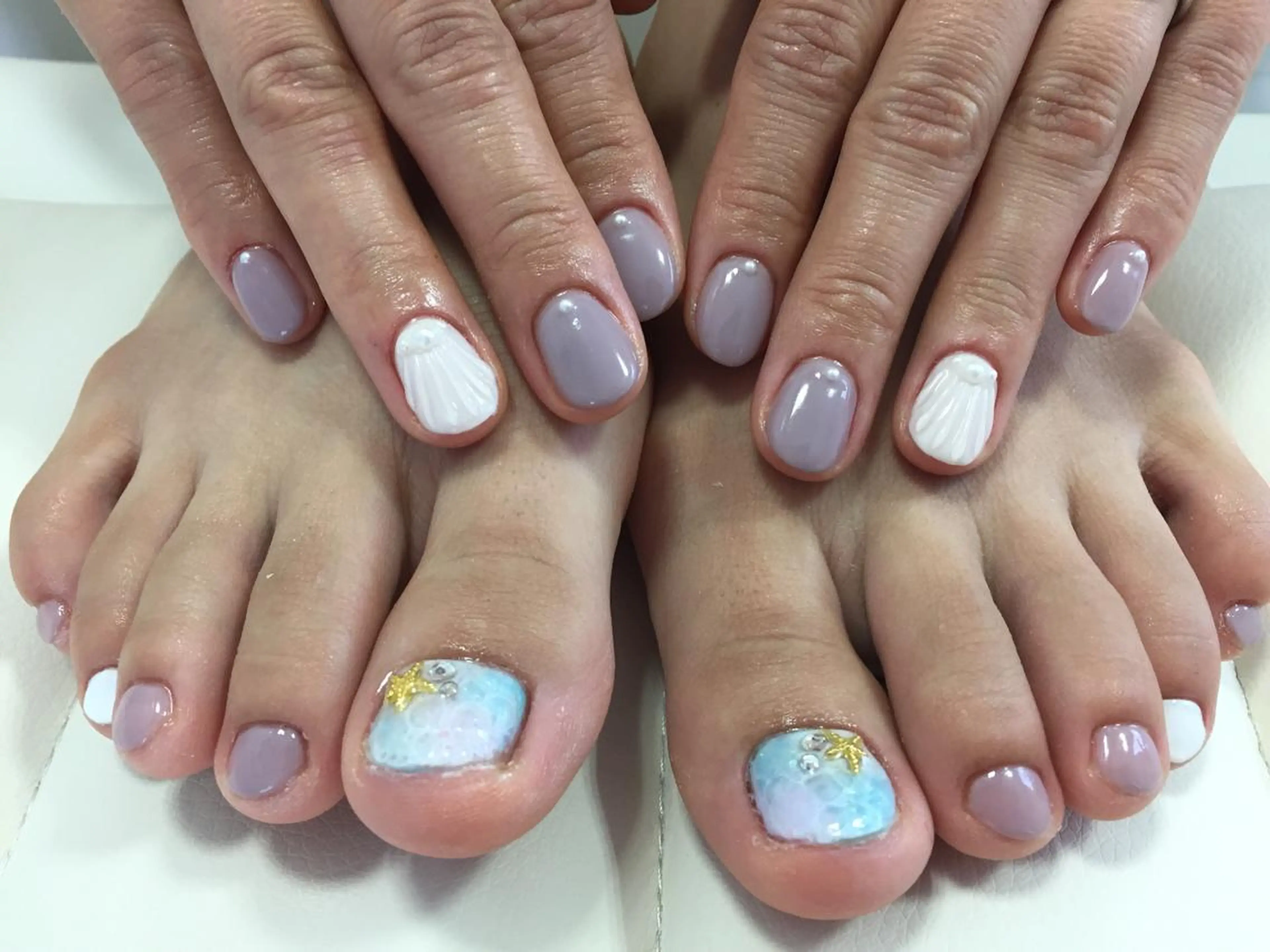 ネイル フットネイル 吉村 美咲のネイルデザイン
