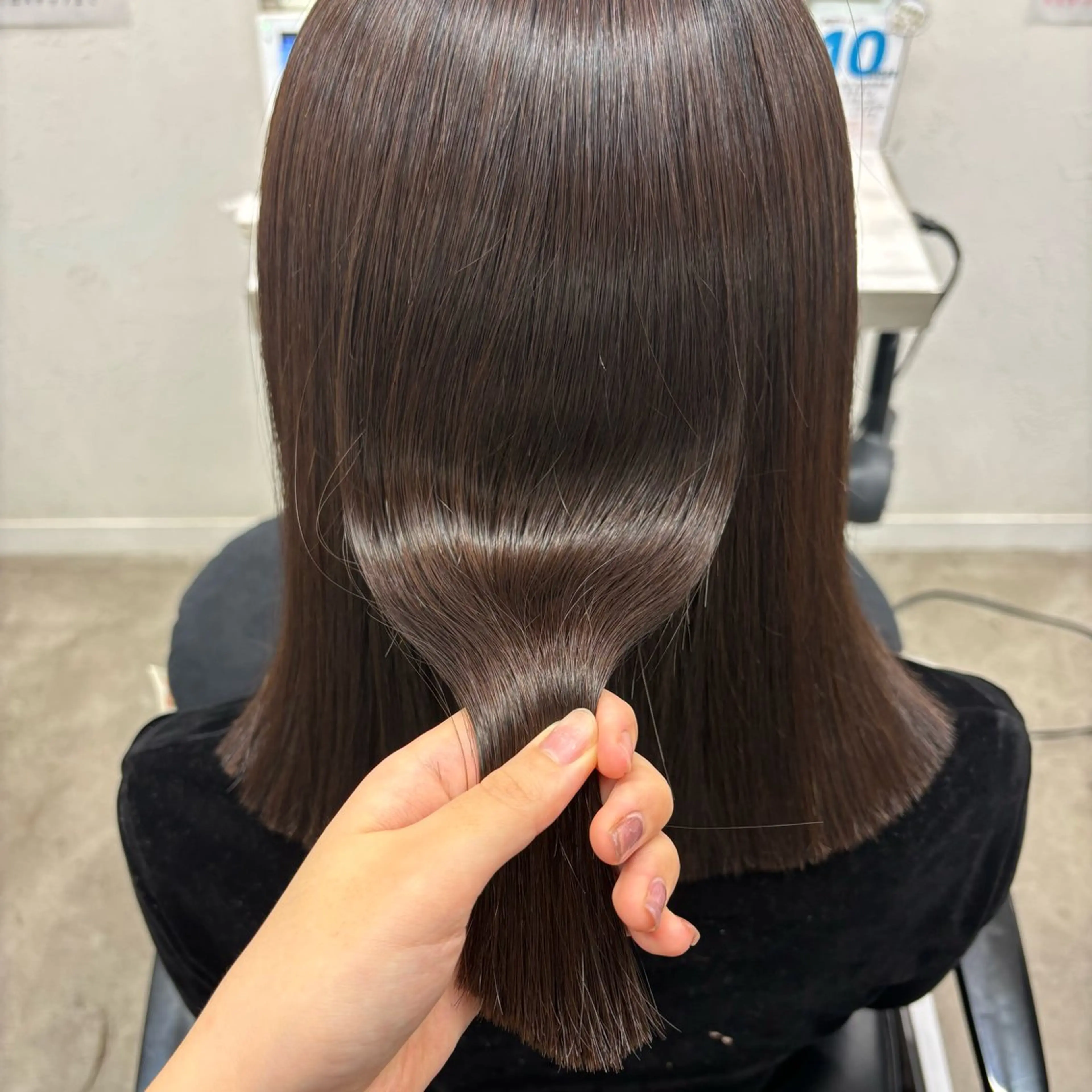 ミディアム 髪質改善/縮毛矯正/ 暖色カラー🎀🪞のヘアスタイル