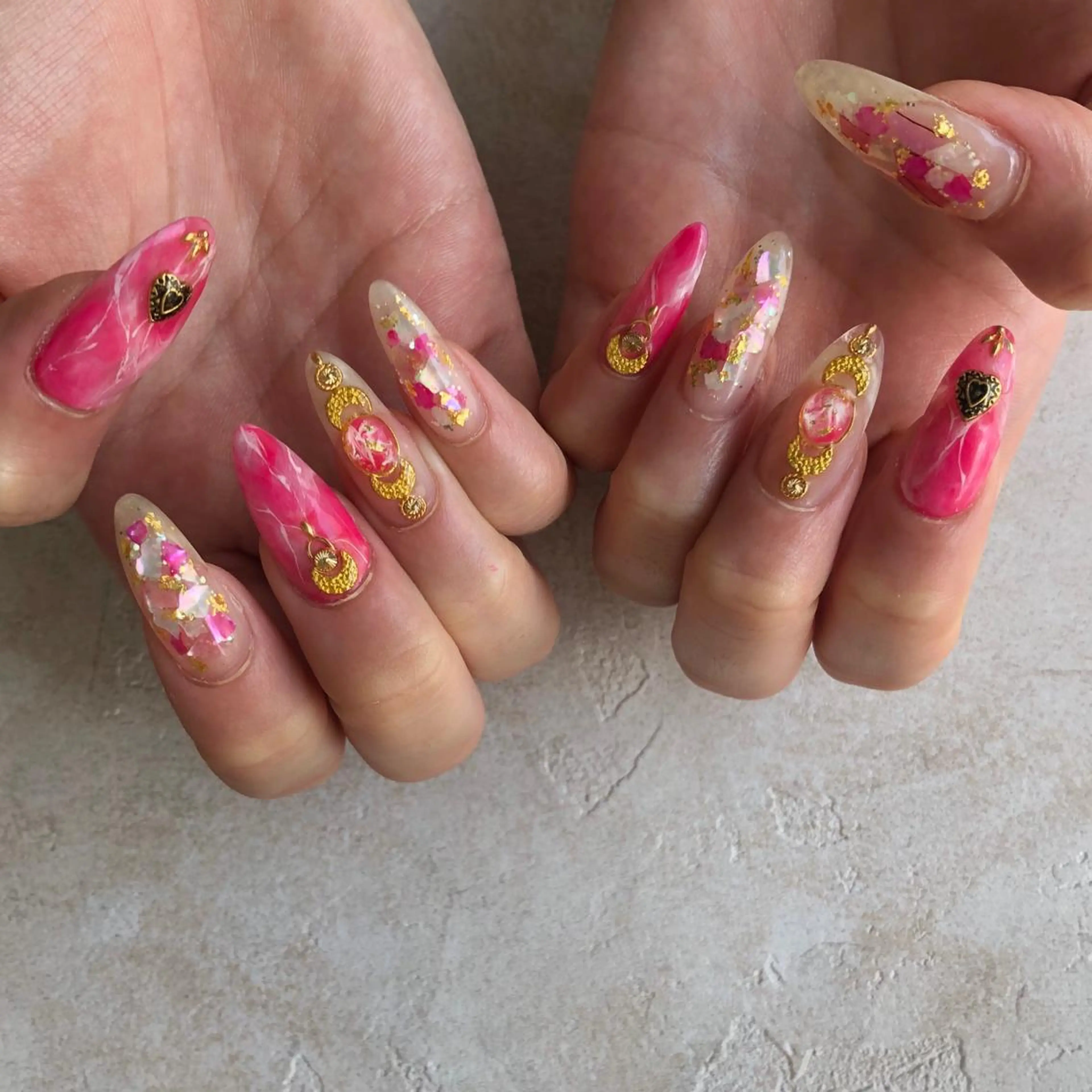 ネイル ニュアンスネイル ピンク 夏ネイル crestnail所属・小林 束紗のネイルデザイン
