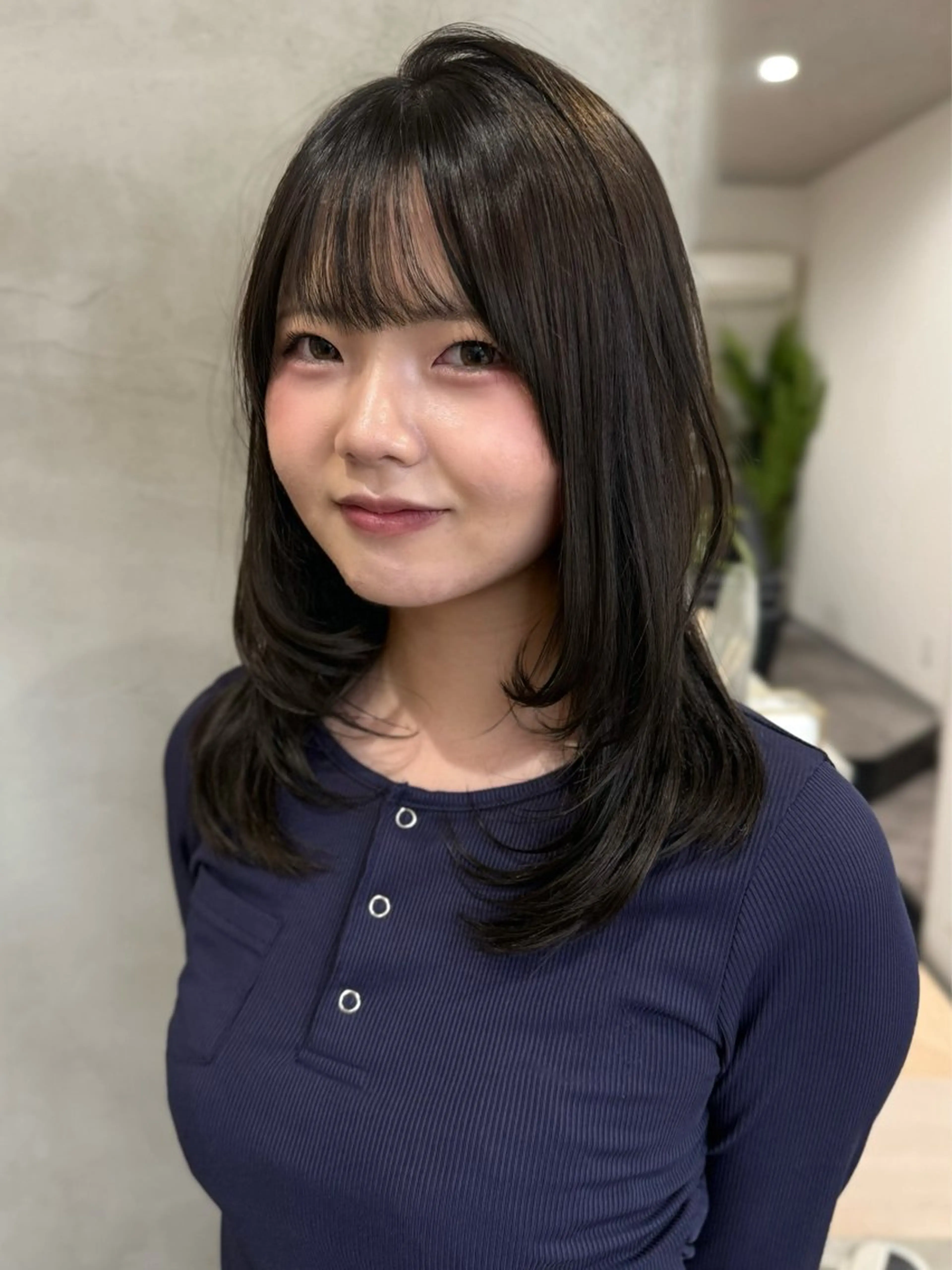 セミロング レイヤーカット ワンホンレイヤー カット ヘアカラー トリートメント 88 hair design所属・🫧ハルカ🫧 韓国レイヤーのヘアスタイル