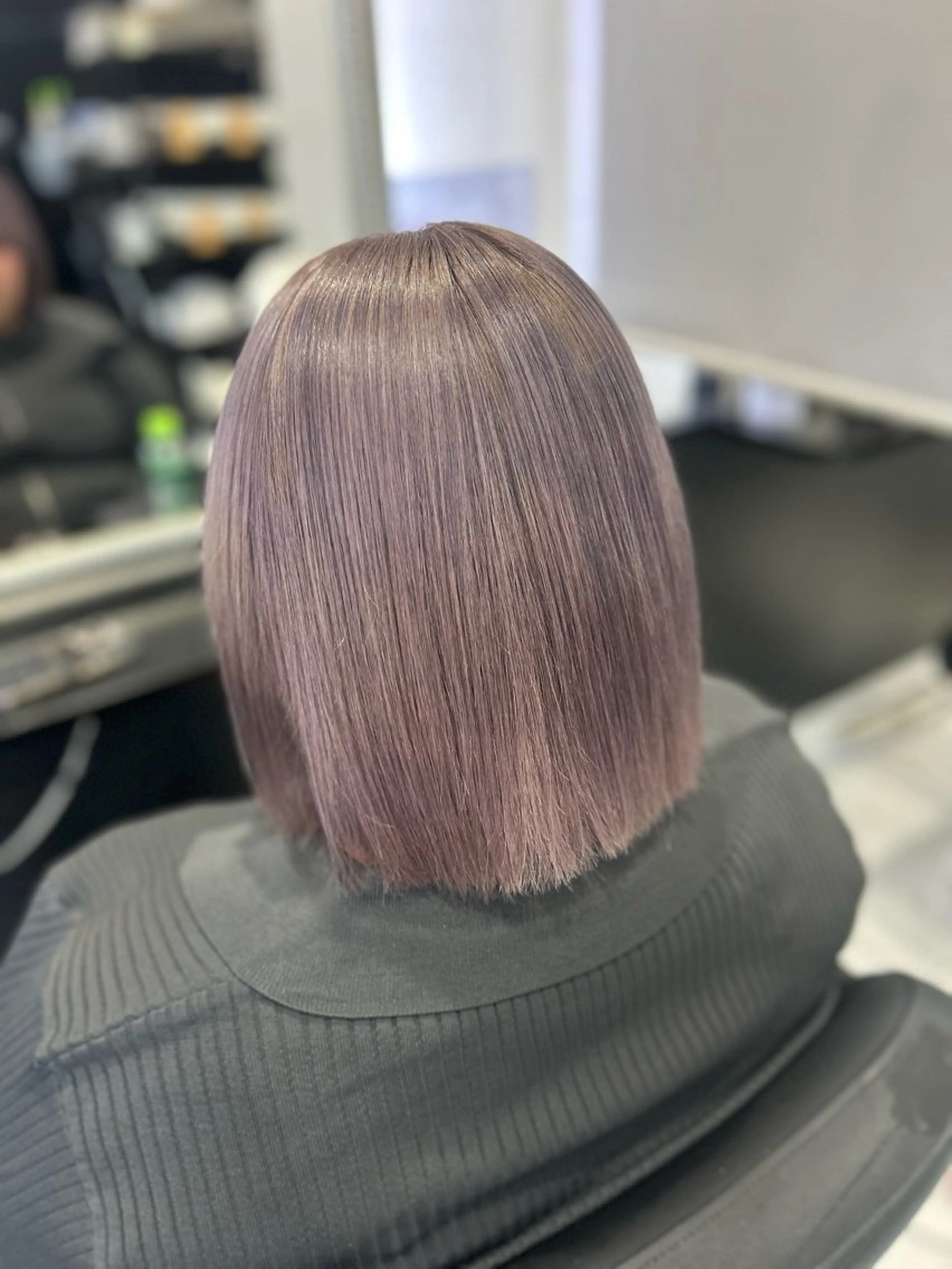 ショート 切りっぱなしボブ ボブ ヘアカラー 長田 麻友子のヘアスタイル