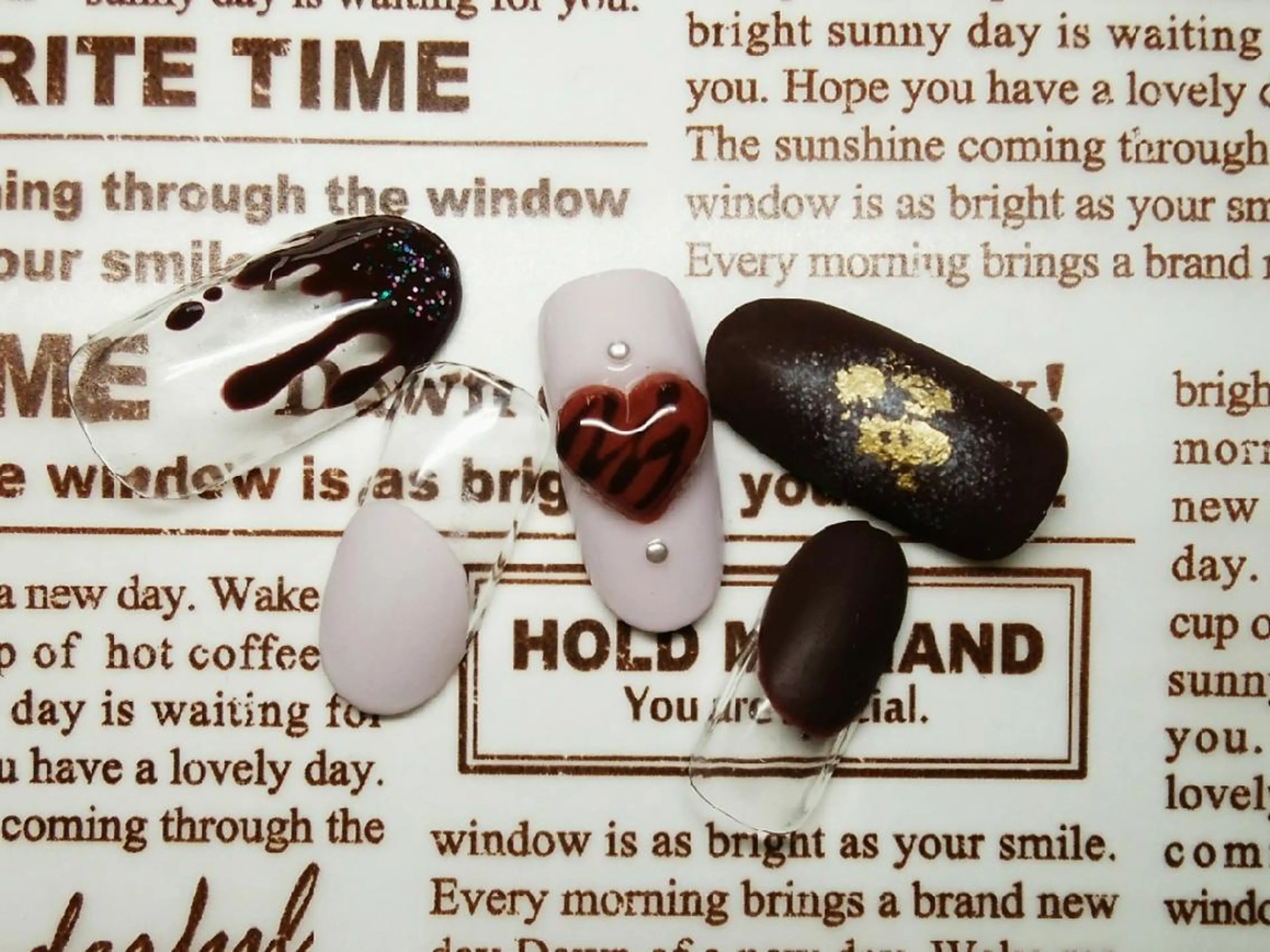 ネイル バレンタイン ハンドネイル リラクゼーション＆ネイル仙殊~センジュ~所属・senju 　のネイルデザイン