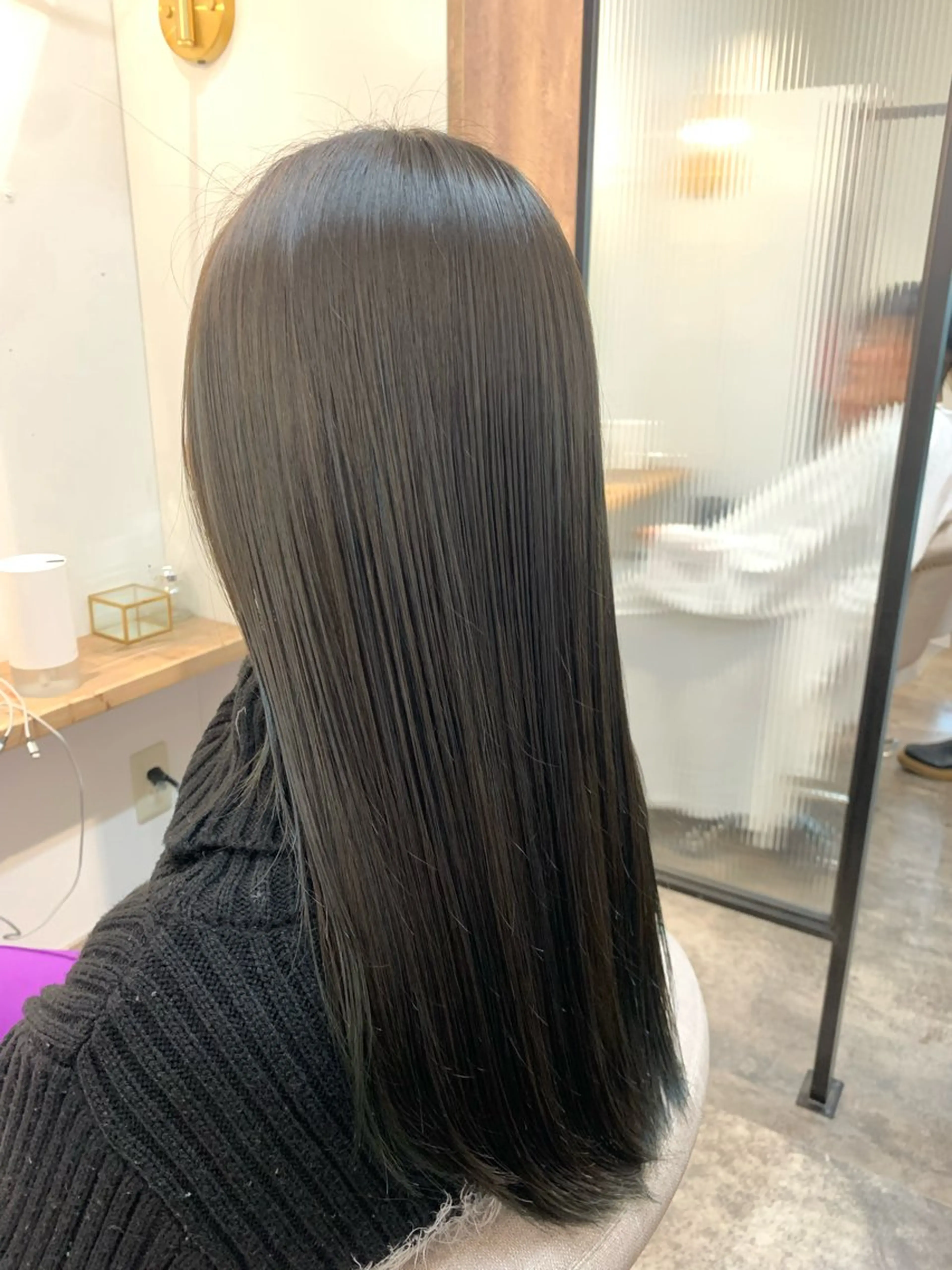 ロング カラー オリーブカラー Nagisa ナギサのヘアスタイル