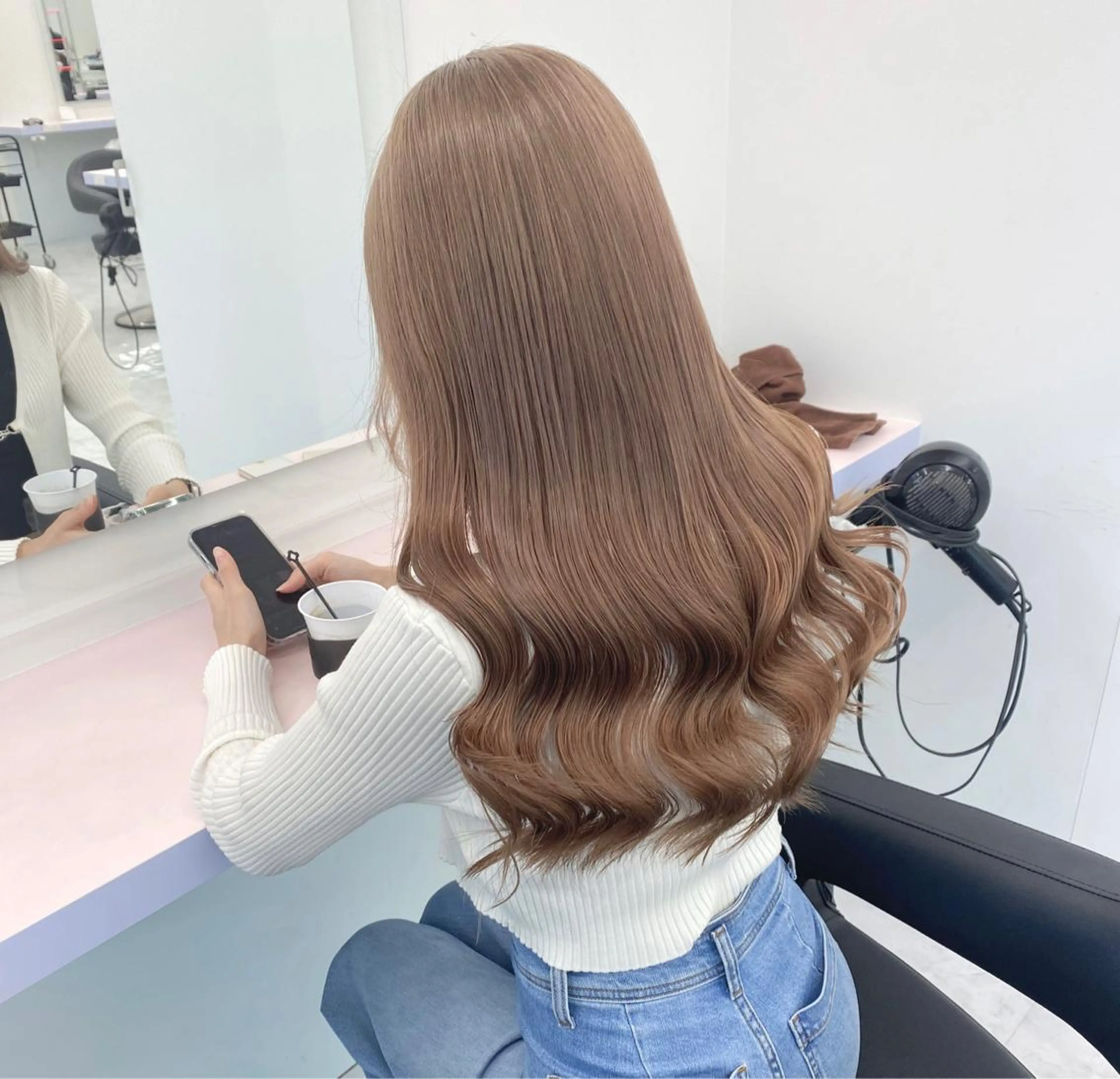 ロング カラー ヘアカラー トリートメント 💕コテ巻き風パーマ 💕KEIYA 💕のヘアスタイル