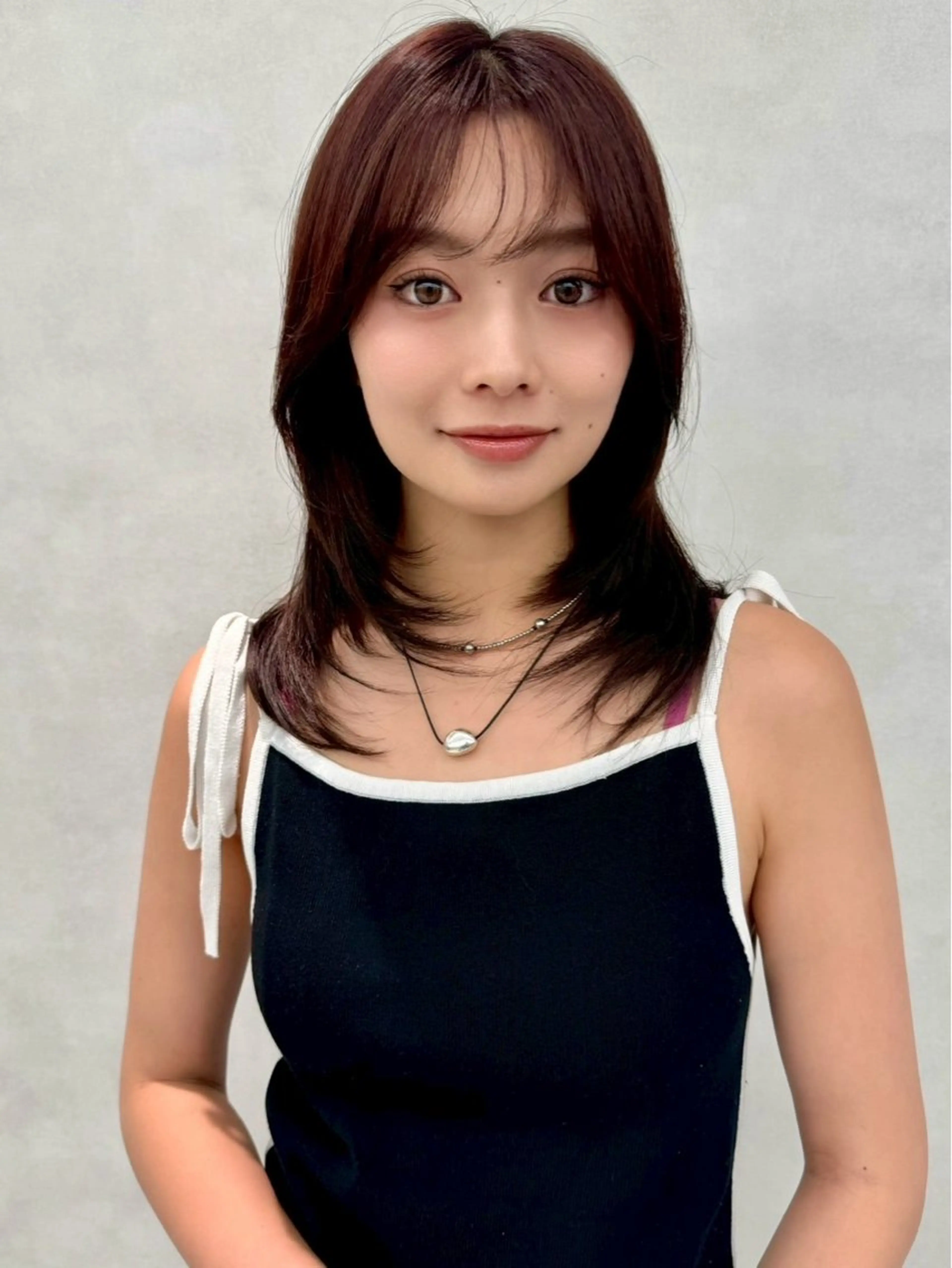 ミディアム カラー カット ヘアカラー トリートメント 学割🍒韓国風カット 縮毛矯正市川悟のヘアスタイル