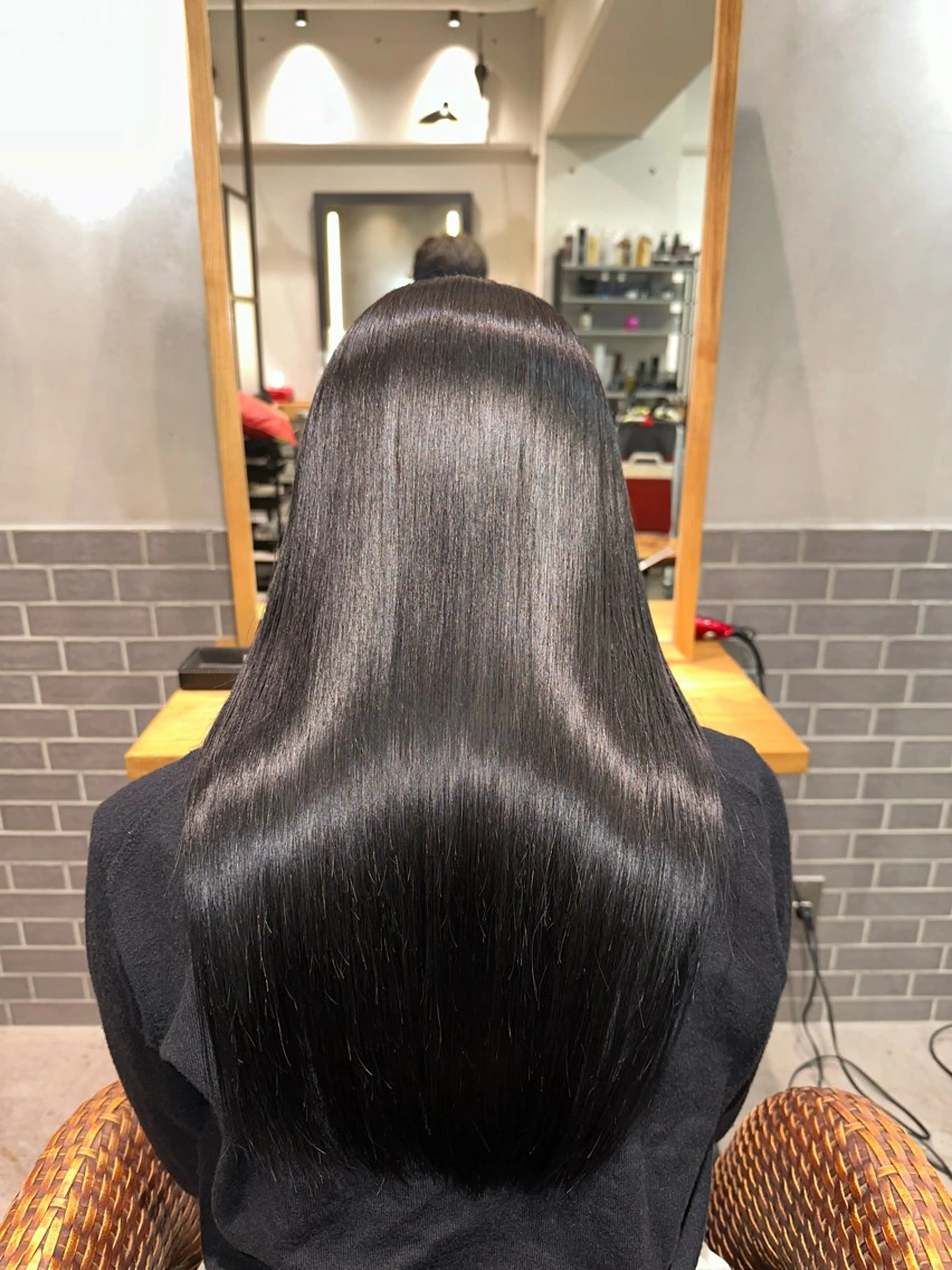 セミロング カラー パーマ ヘアアレンジ メンズ キッズ メンズウルフカット 顔まわりレイヤー 顔周りカット 髪質改善 レイヤーカット 🌈髪質改善TR 艶カラーユウダイ🌈のヘアスタイル