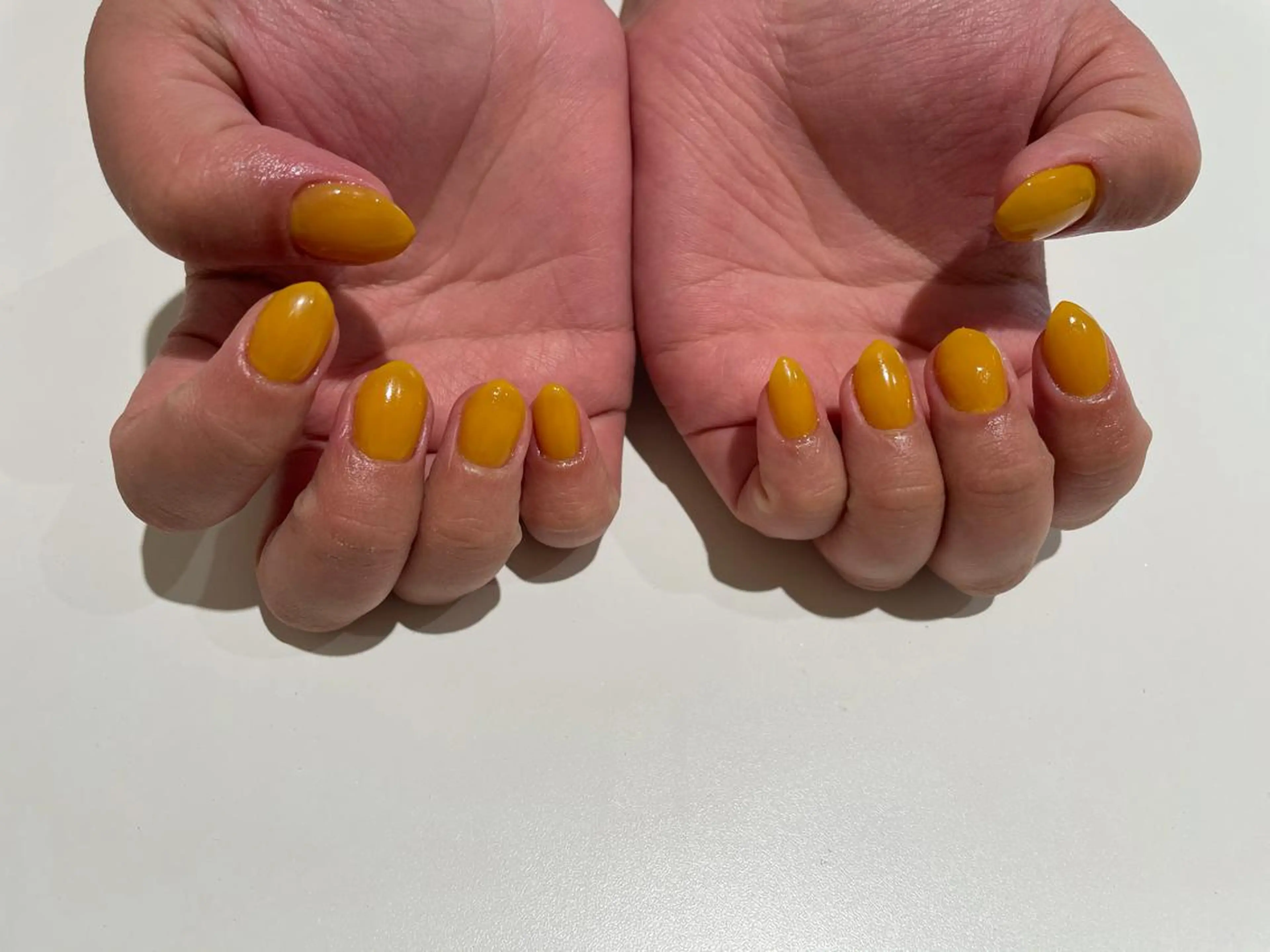 ネイル ワンカラーネイル Lista  飯塚店所属・ヤマネ リサコのネイルデザイン