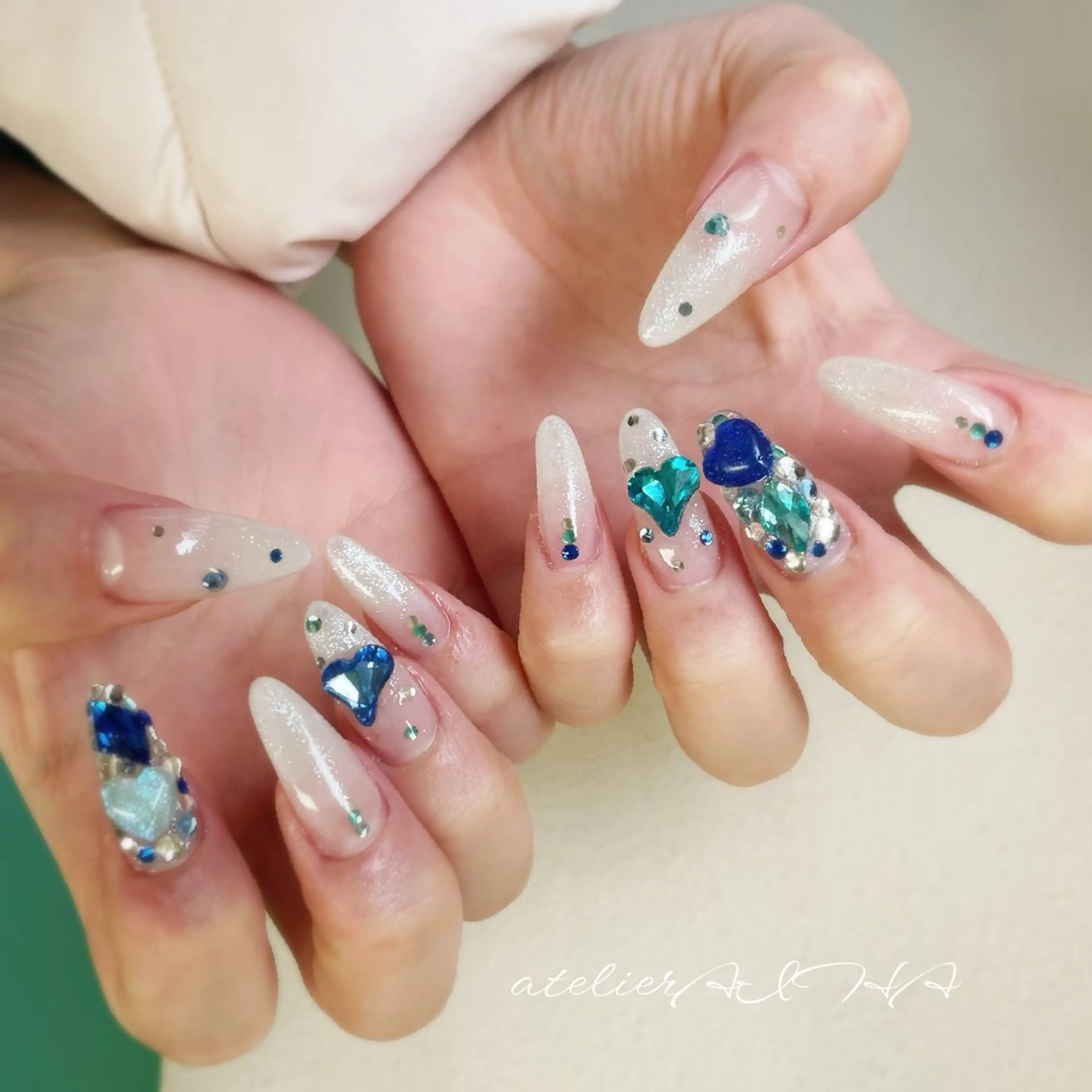 ネイル ハンドネイル アトリエAIHA所属・アトリエAIHA★ フィルイン推奨サロンのネイルデザイン