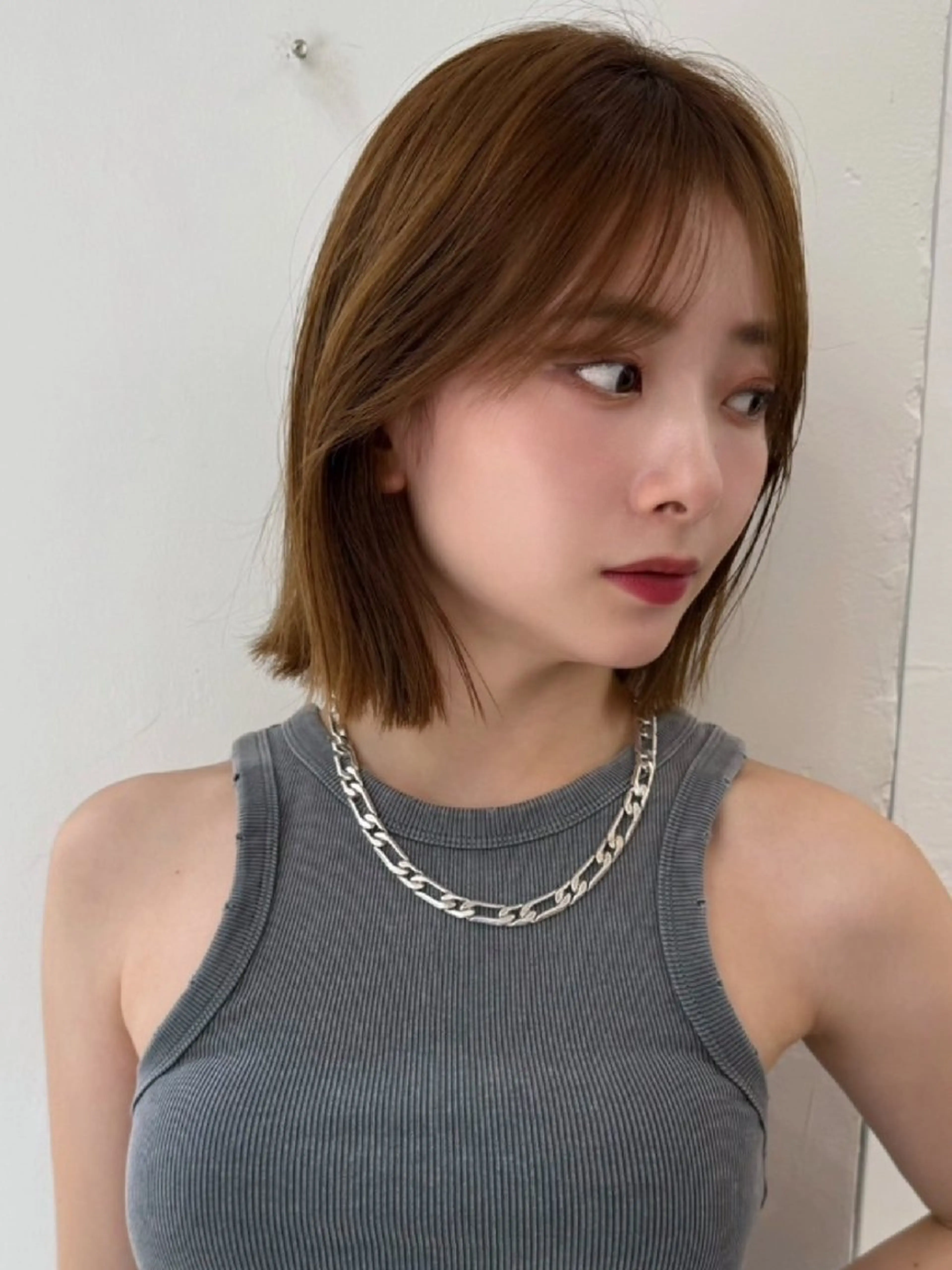 ショート カラー ボブ カット ヘアカラー トリートメント HONEY渋谷 髪質改善/ハイライトのヘアスタイル