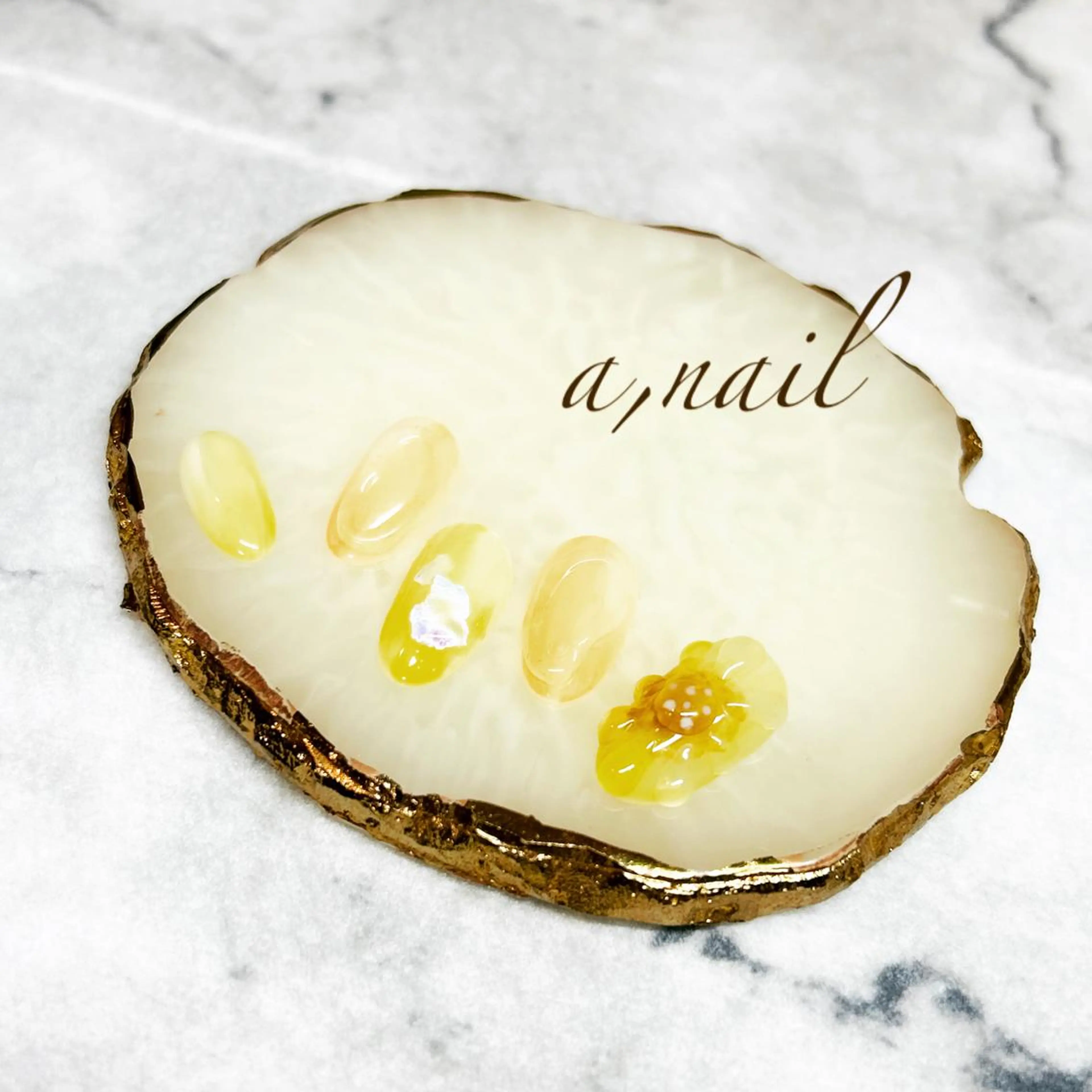 ネイル フラワーネイル ジェルネイル グラデーション ニュアンスネイル ワンカラーネイル ハンドネイル ネイルサロン エーネイルのネイルデザイン