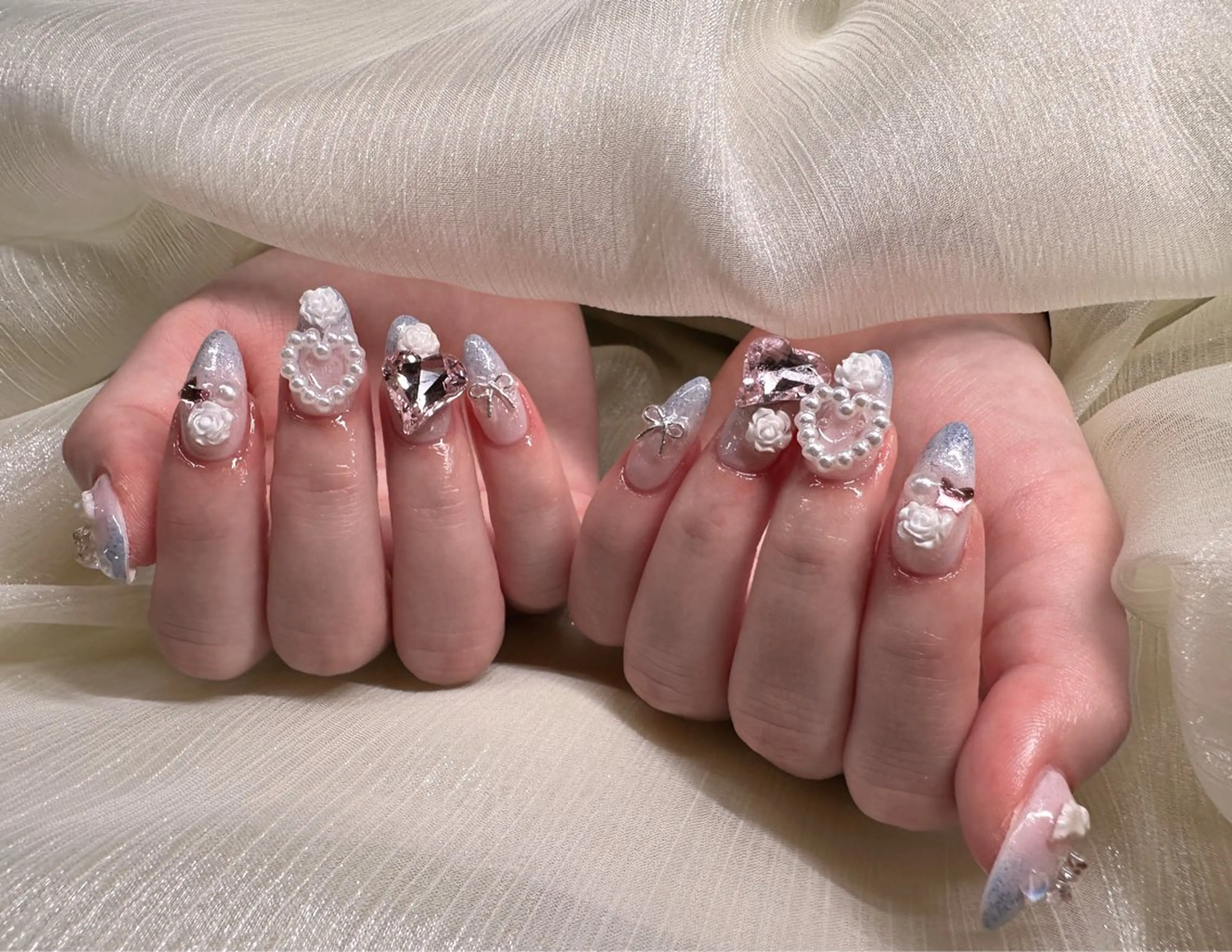 ネイル Rola kira nail salon所属・麗 レイのネイルデザイン