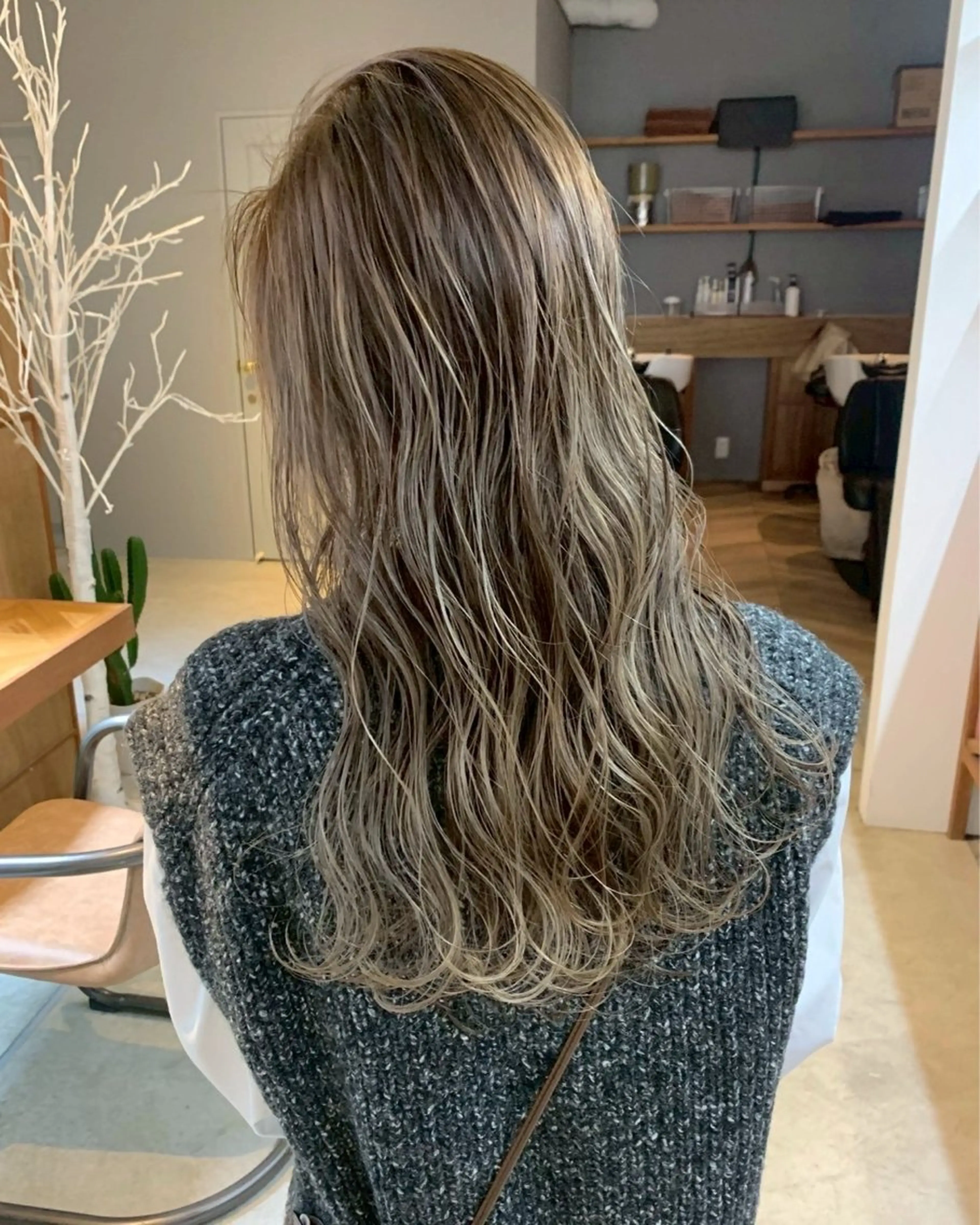 カラー キコ所属・田中 佑季のヘアスタイル