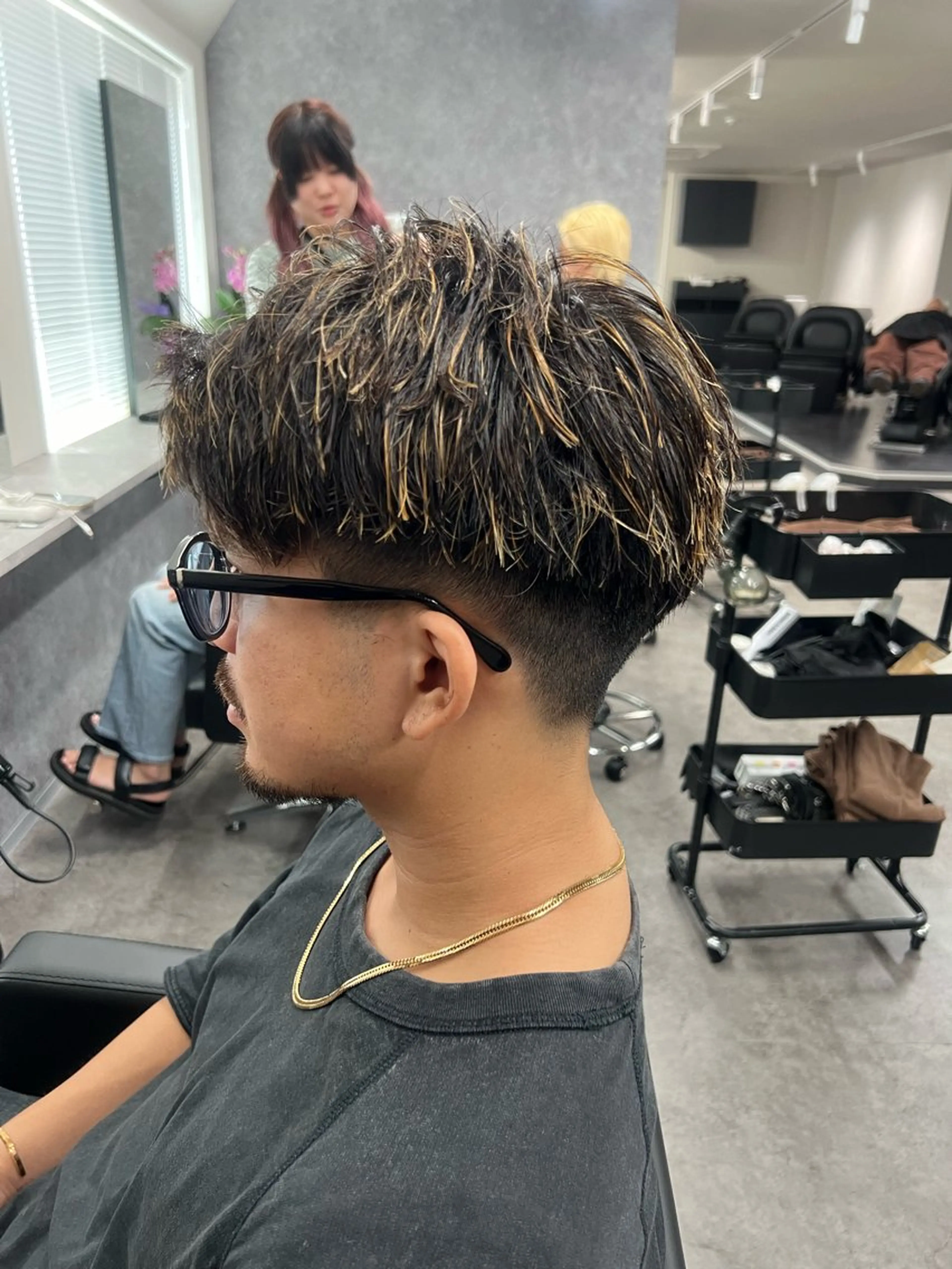 カラー パーマ メンズ メンズメッシュ メッシュ 👑立川No.1筋肉 美容師👑しゅーとのヘアスタイル