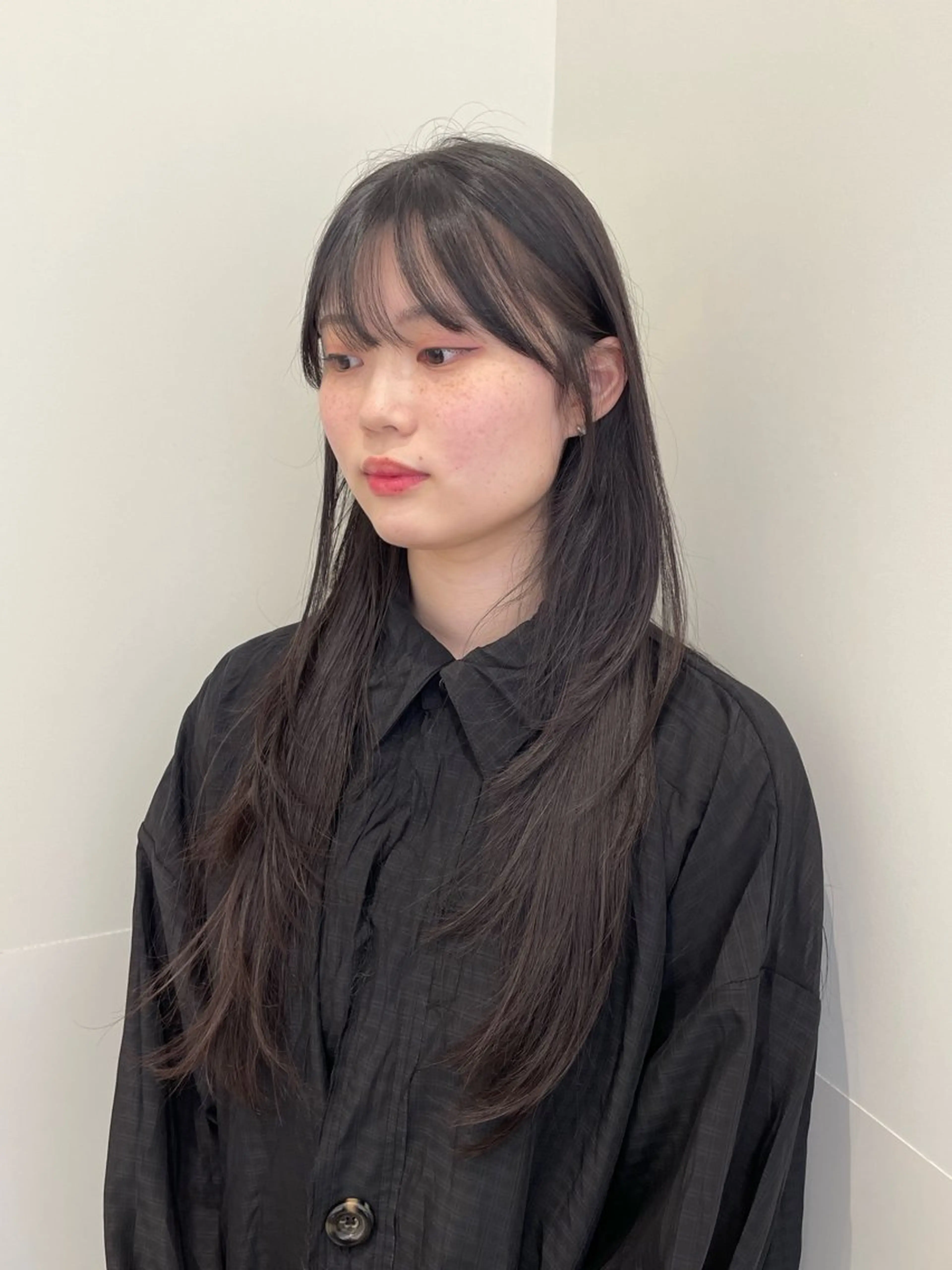 ロング 韓国風ヘア レイヤーカット ロング カット ❤︎︎韓国ヘア❤︎︎ 𝑺𝒉𝒊𝒉𝒐のヘアスタイル