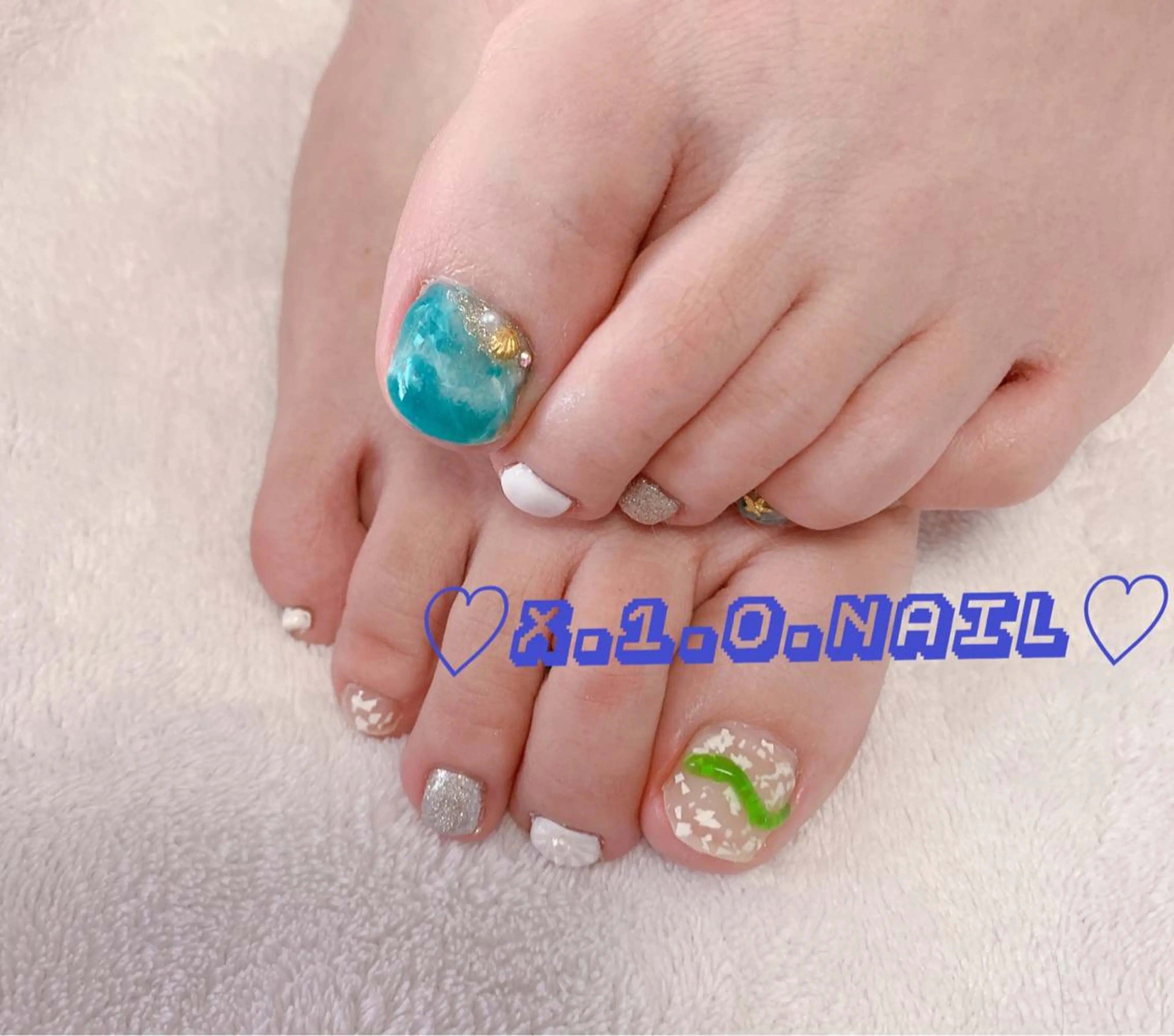 ネイル アニマル柄 アートネイル ニュアンスネイル ネイルチップ x.1.0.nail ♡Cのネイルデザイン