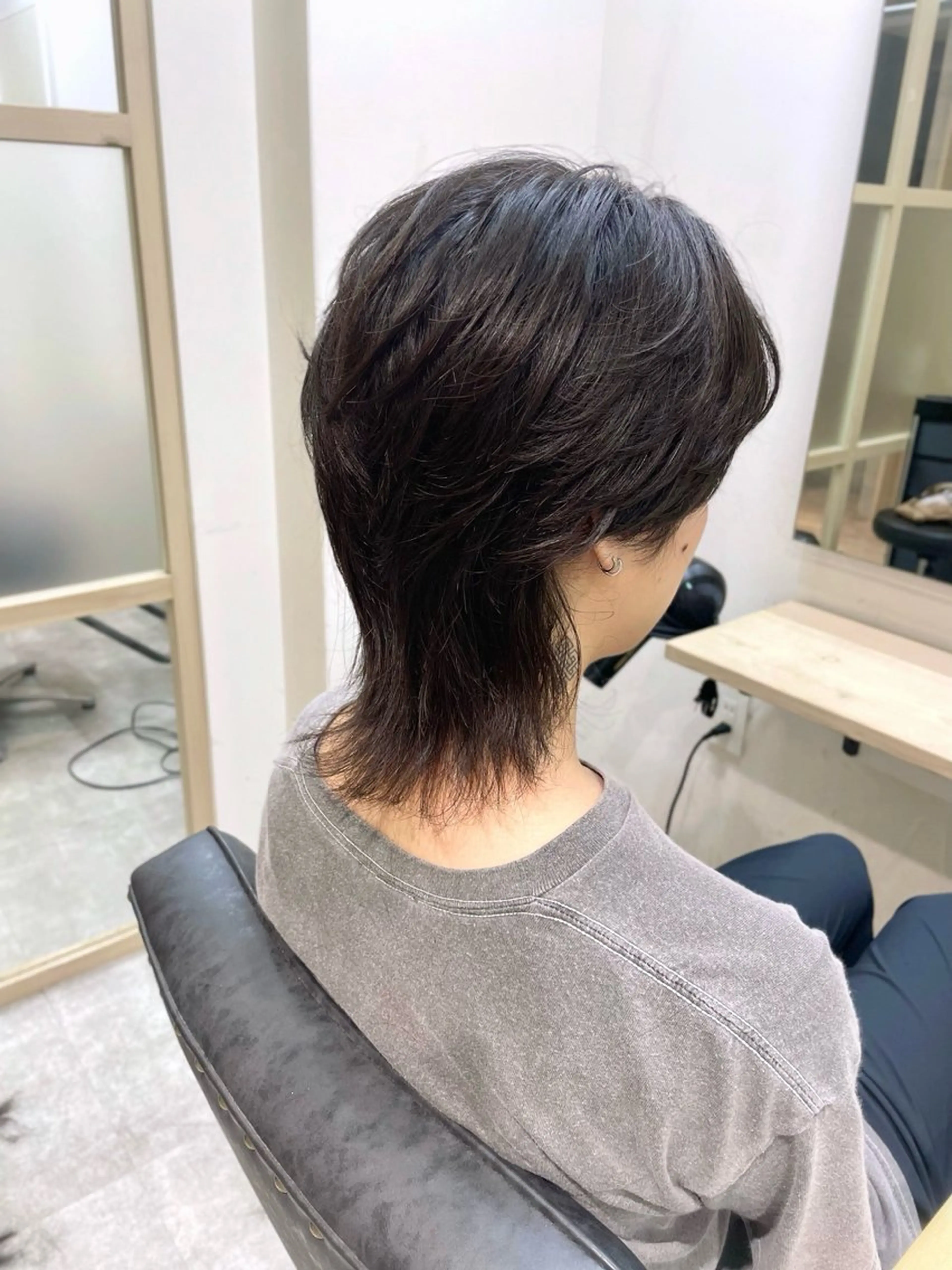 ミディアム レイヤーカット ウルフカット カット EMANON新宿南口所属・🦄中性ウルフ ☁️Shiori🦄のヘアスタイル