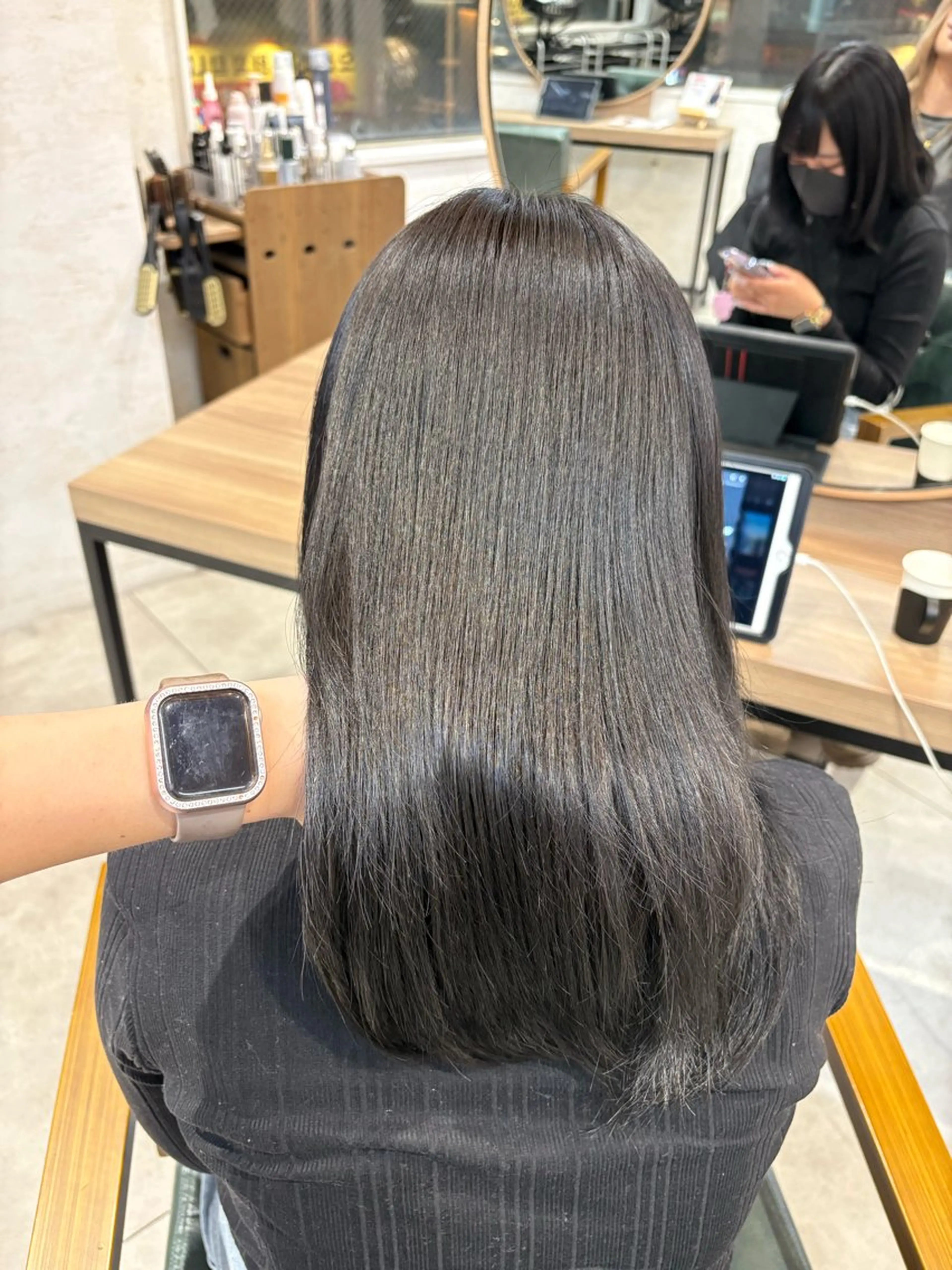 カラー ヘアカラー 🧸艶ブリーチ/深み カラー🌺Noa🌺のヘアスタイル