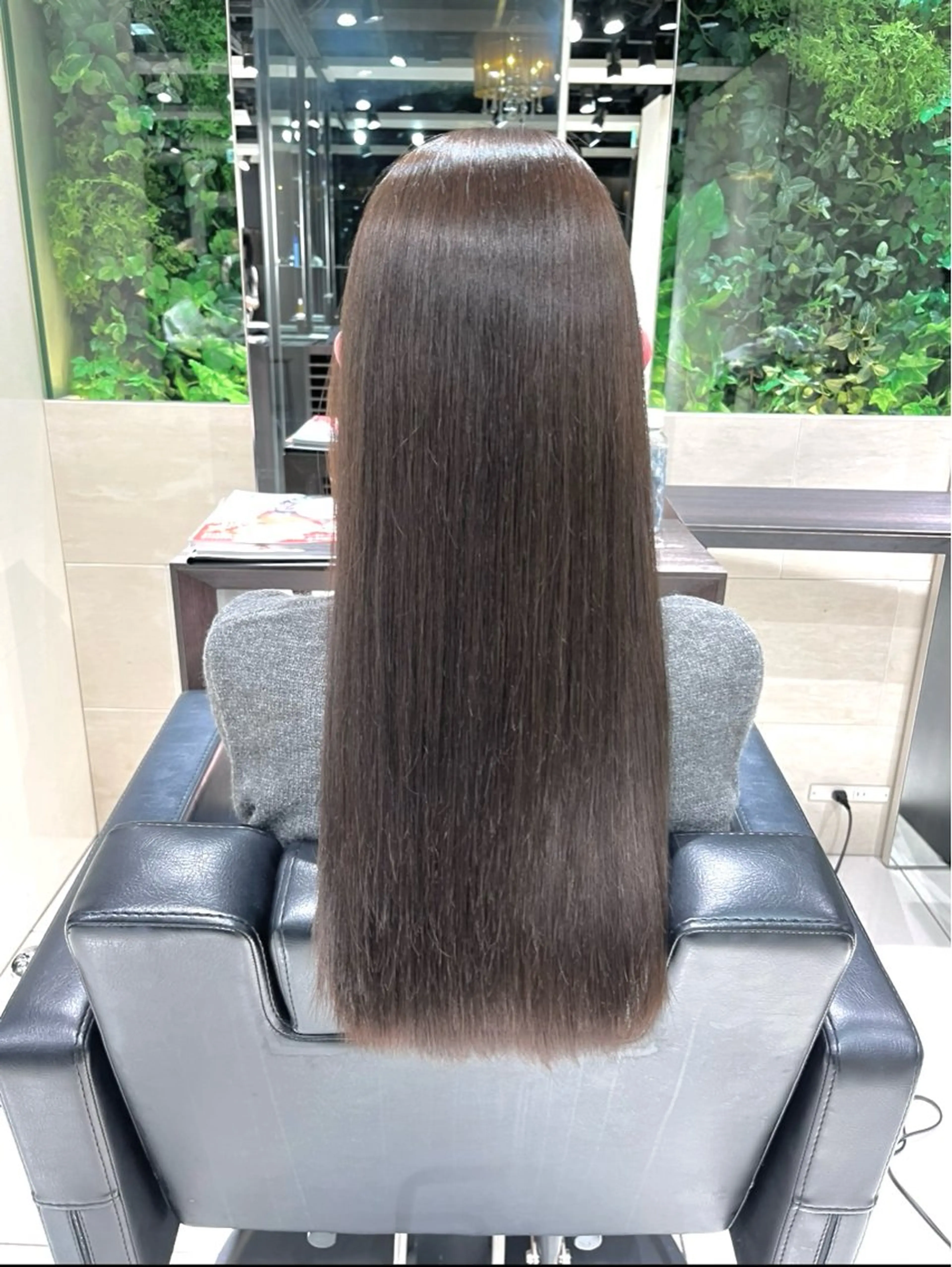 ロング 髪質改善/グレージュ サラサ🩶ᩚのヘアスタイル