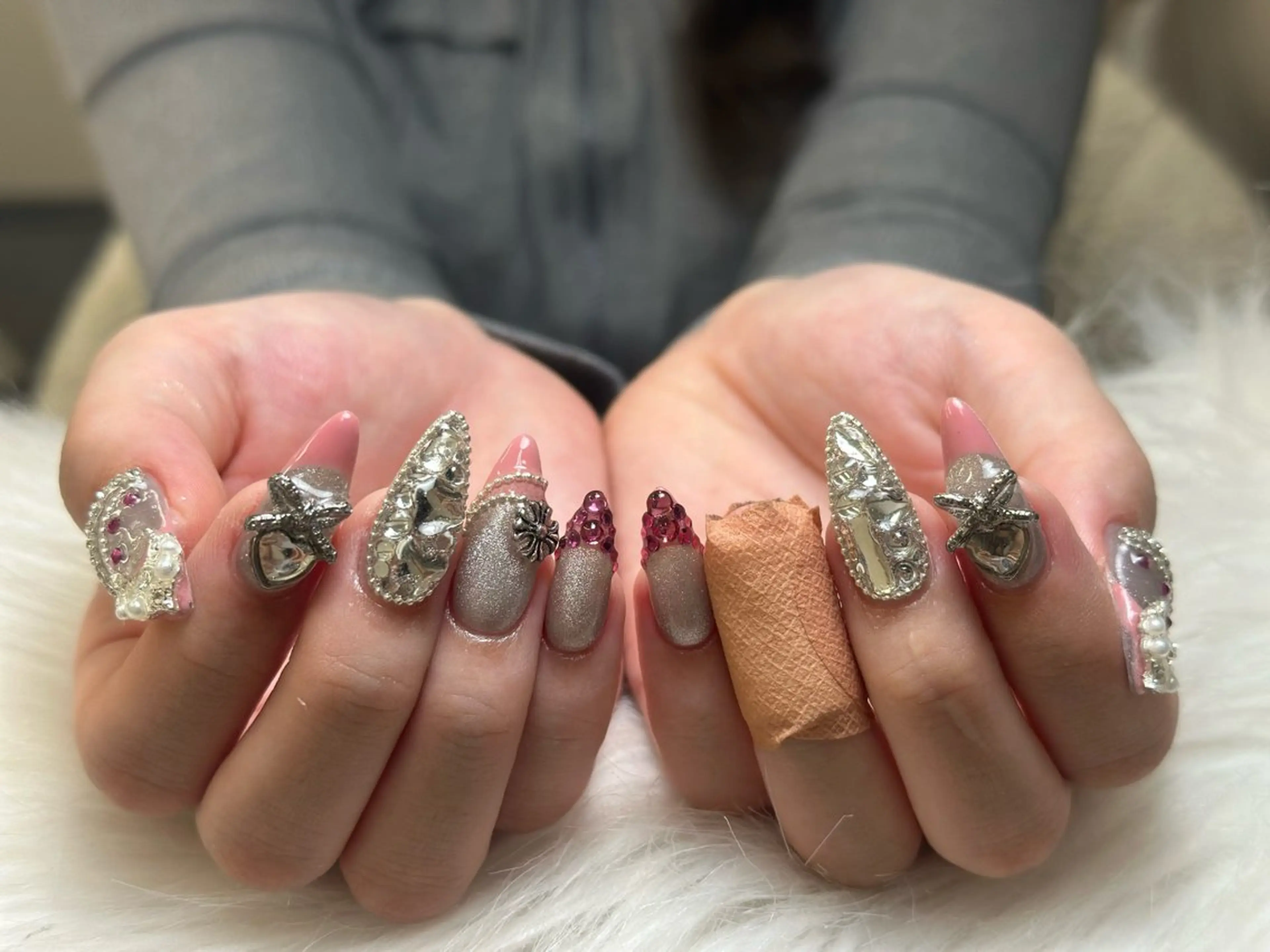 ネイル アートネイル 成人式 ジェルネイル ニュアンスネイル 夏ネイル ハンドネイル Nienail_ Luxeのネイルデザイン