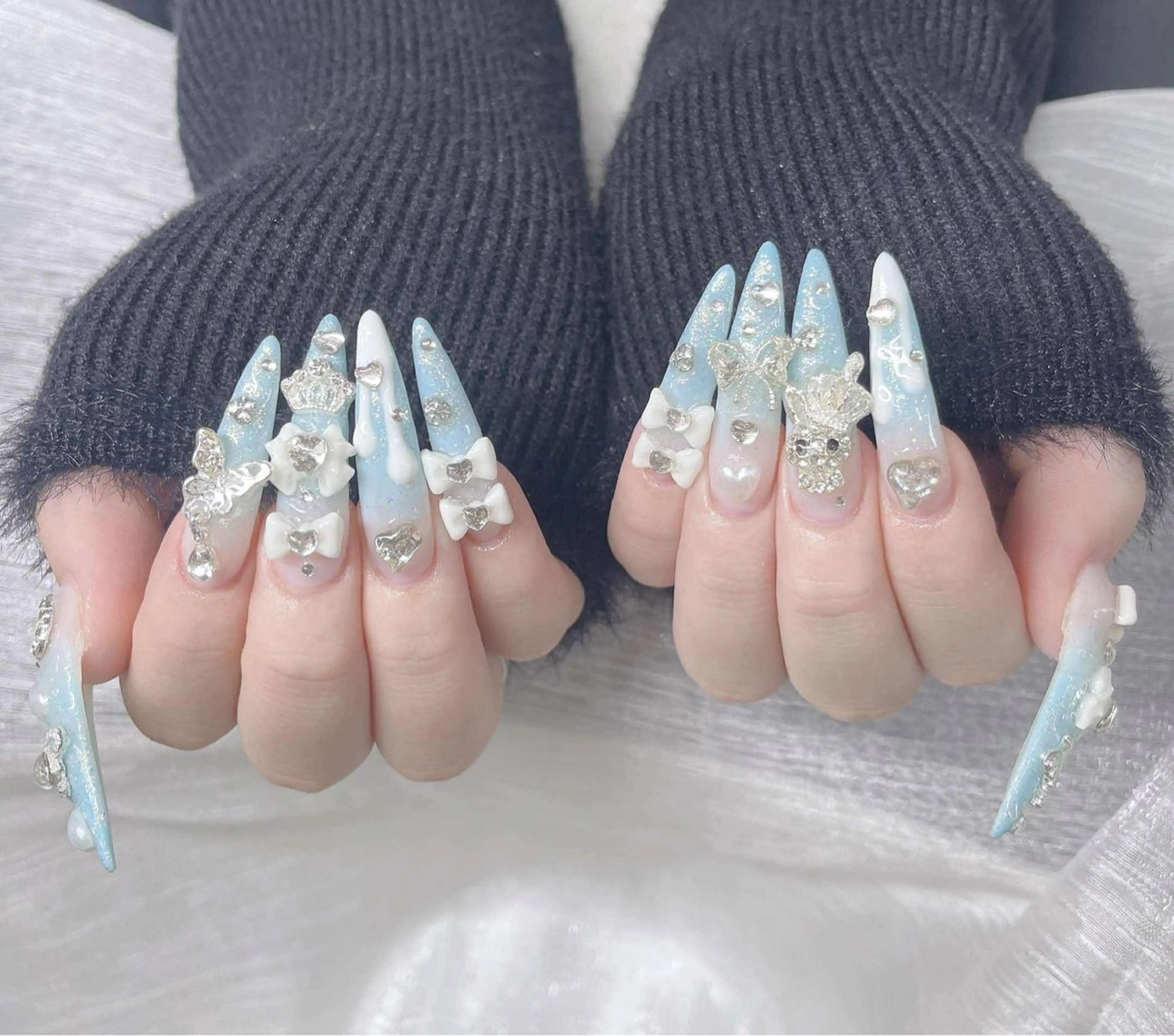 ネイル 長さ出し グラデーション 卒業式 キラキラネイル マグネットネイル ハンドネイル Lee Nailsのネイルデザイン