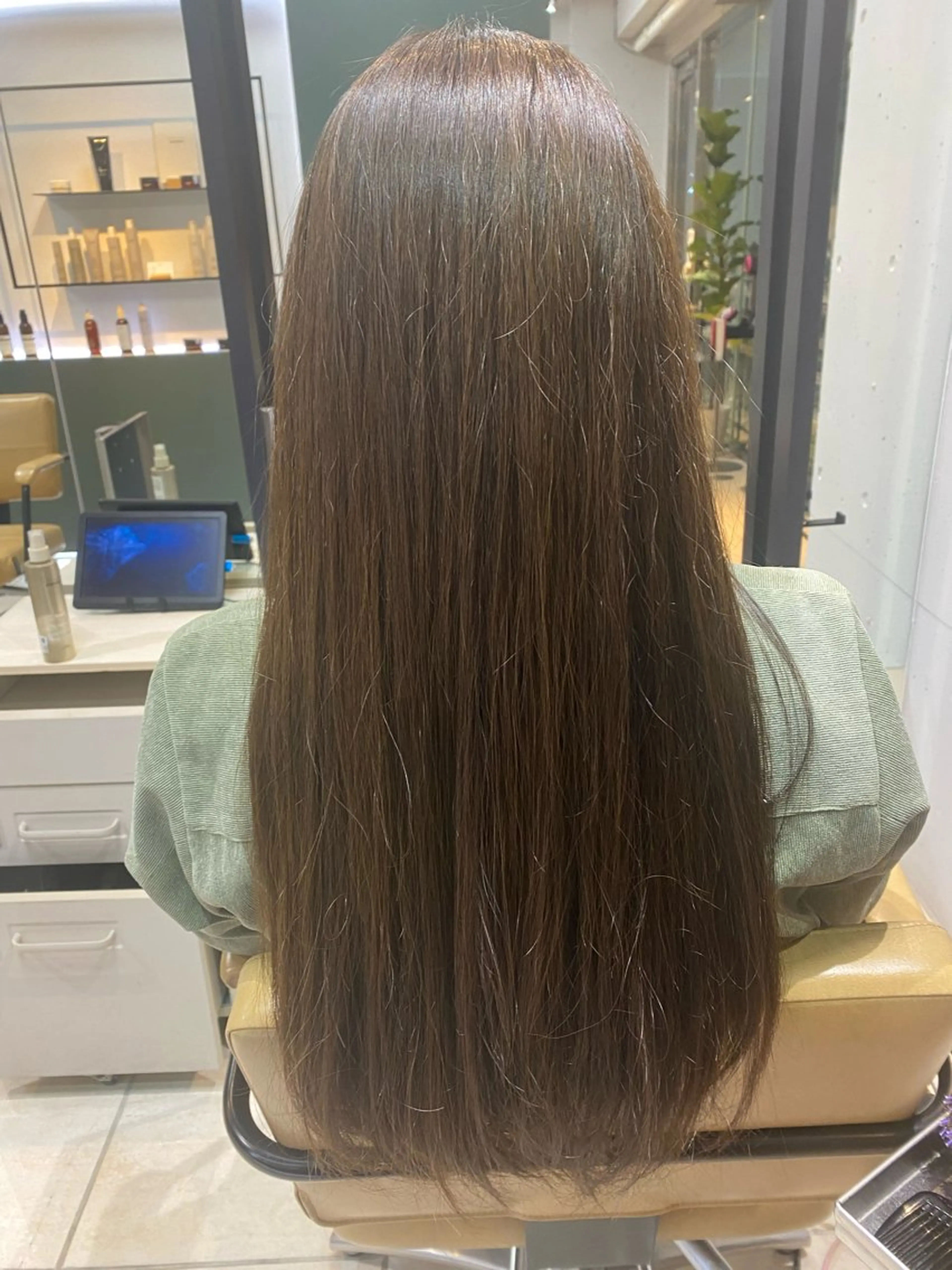 ロング カラー ブラウンカラー PREVIA銀座渡辺 真矢のヘアスタイル