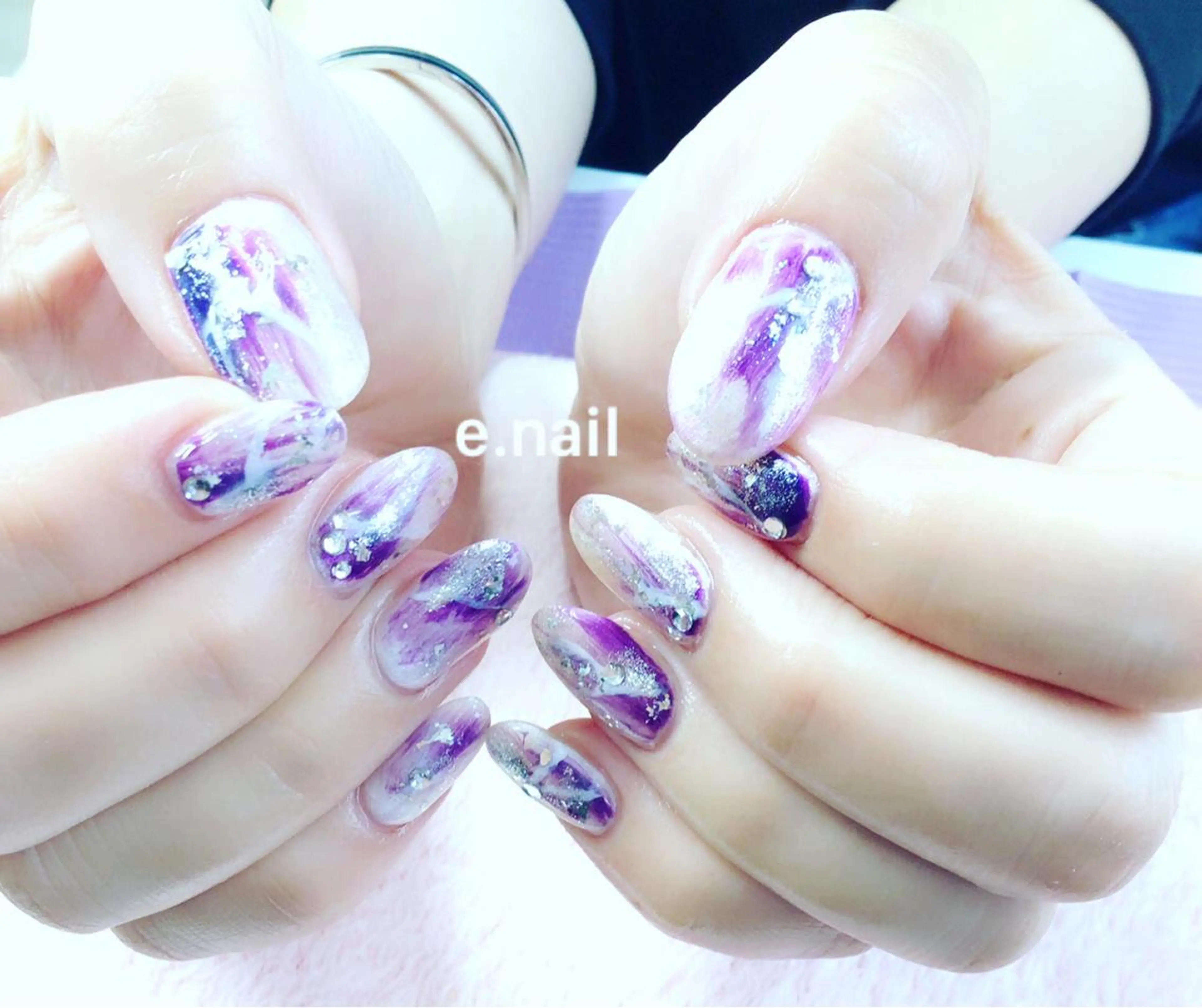 ネイル e.nail所属・和賀井 恵理のネイルデザイン