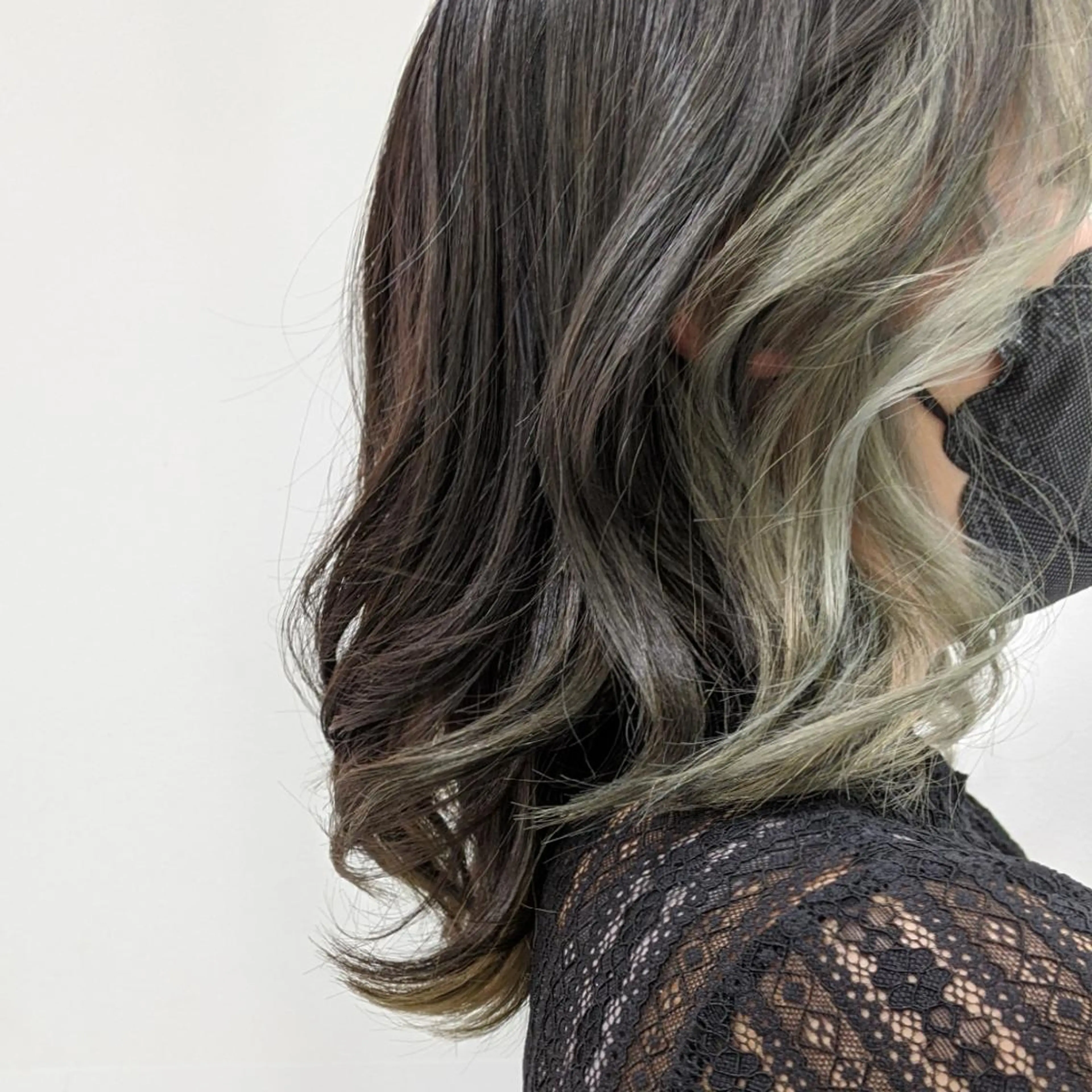セミロング TONI&GUY所属・Kawahara Satsukiのヘアスタイル