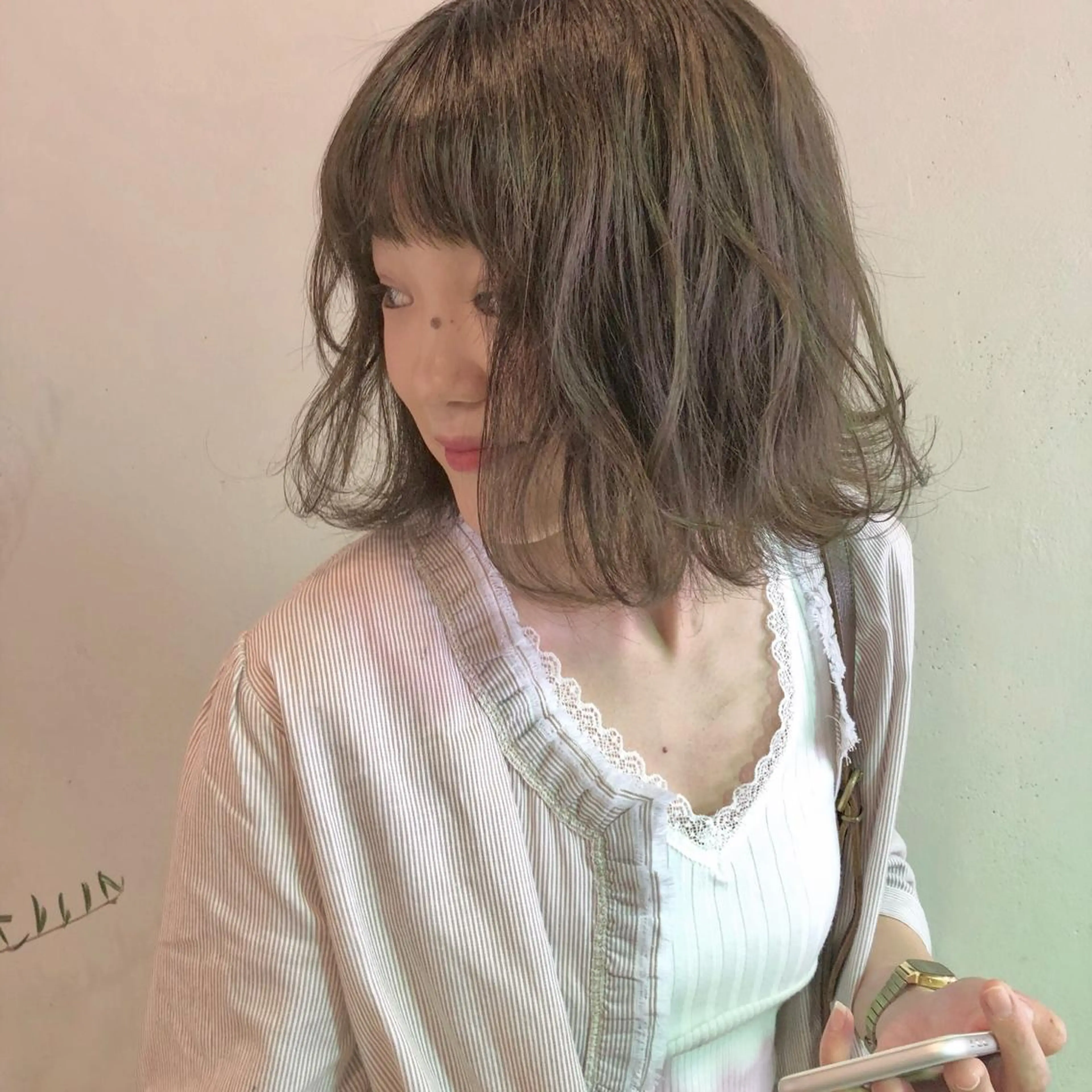 ショート カラー ボブ カット ヘアカラー 江原 彩華のヘアスタイル