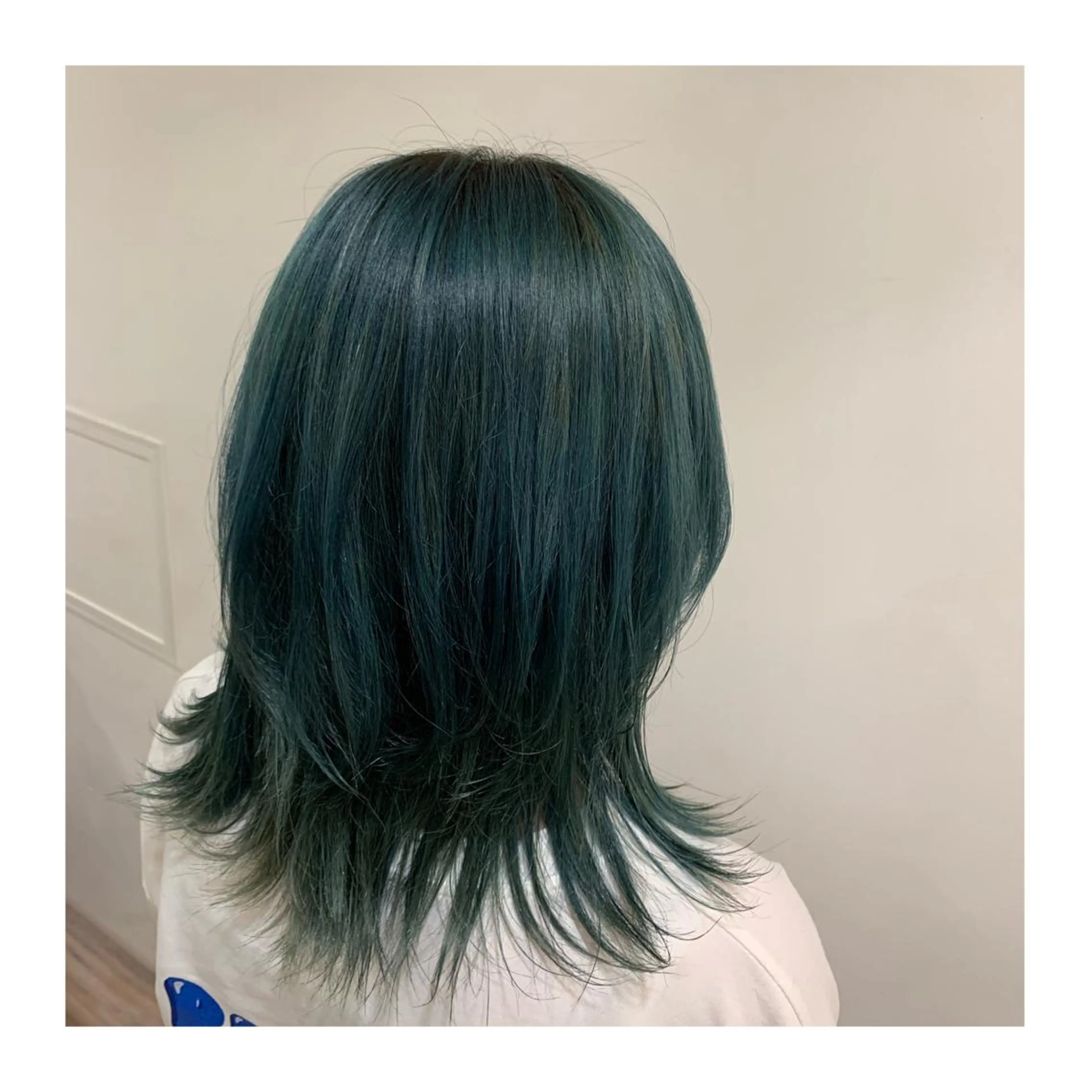 セミロング カラー カット ヘアカラー あべ ゆうかのヘアスタイル
